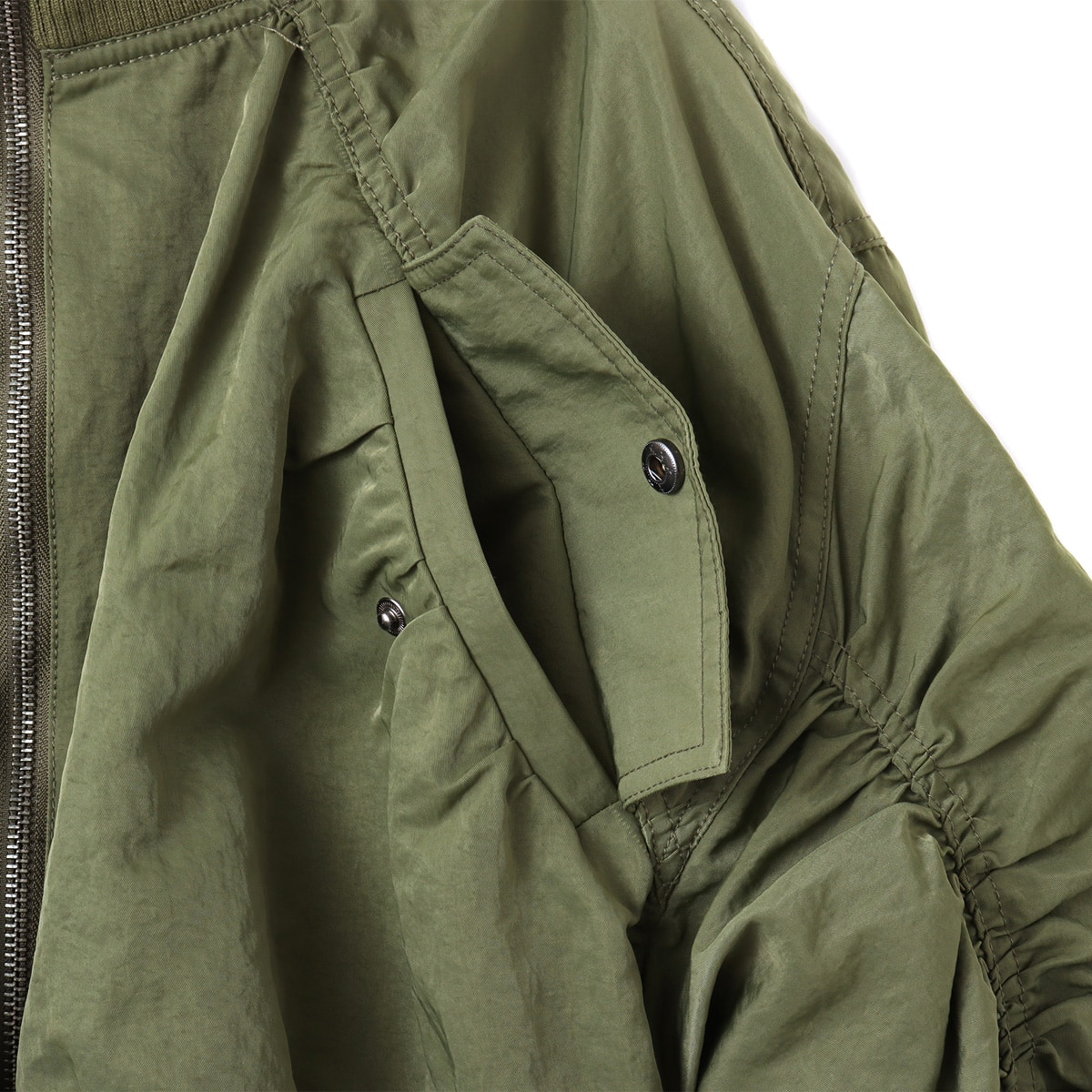 atmos pink Gather Military MA-1 KHAKIの画像