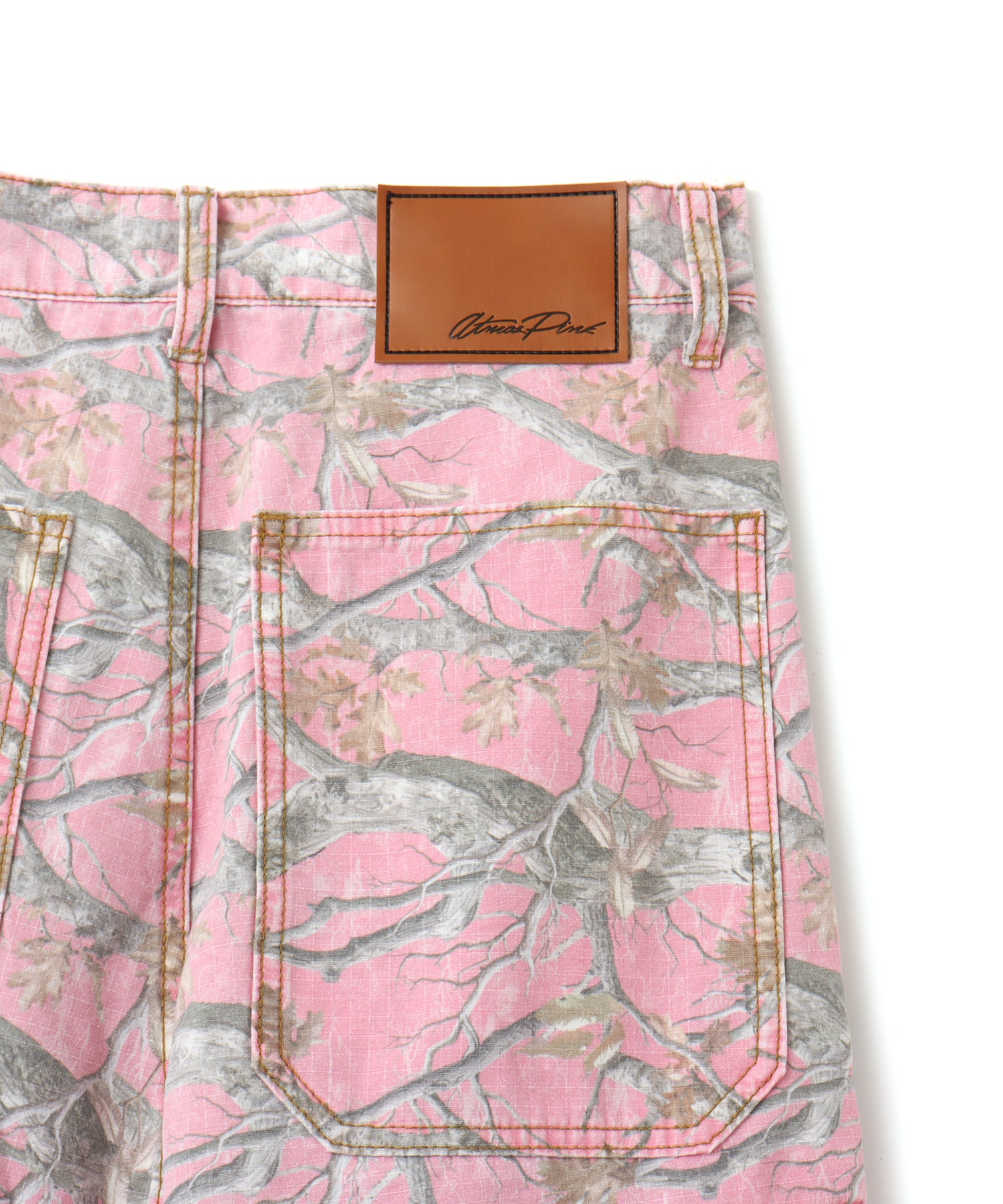 atmos pink Real Tree Camouflage Bermuda Pants CAMOUFLAGE PINKの画像