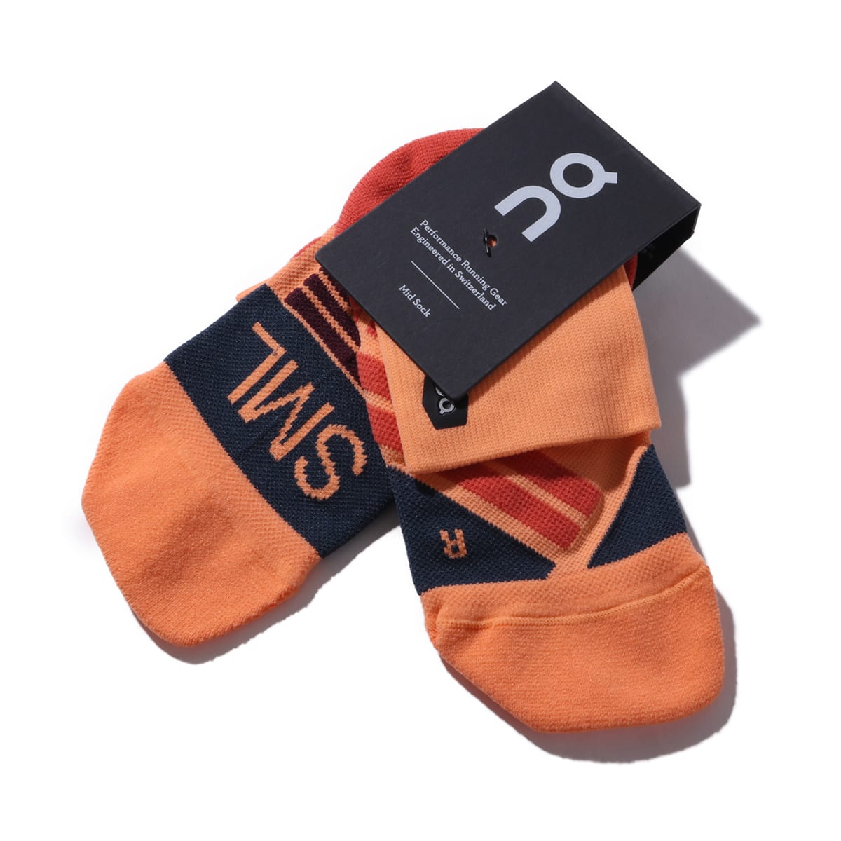 On Mid Sock Coral/Navyの画像