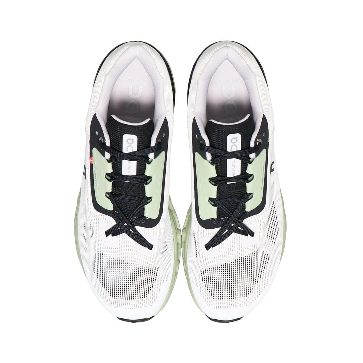 ON Cloud Stratus White/Blackの画像