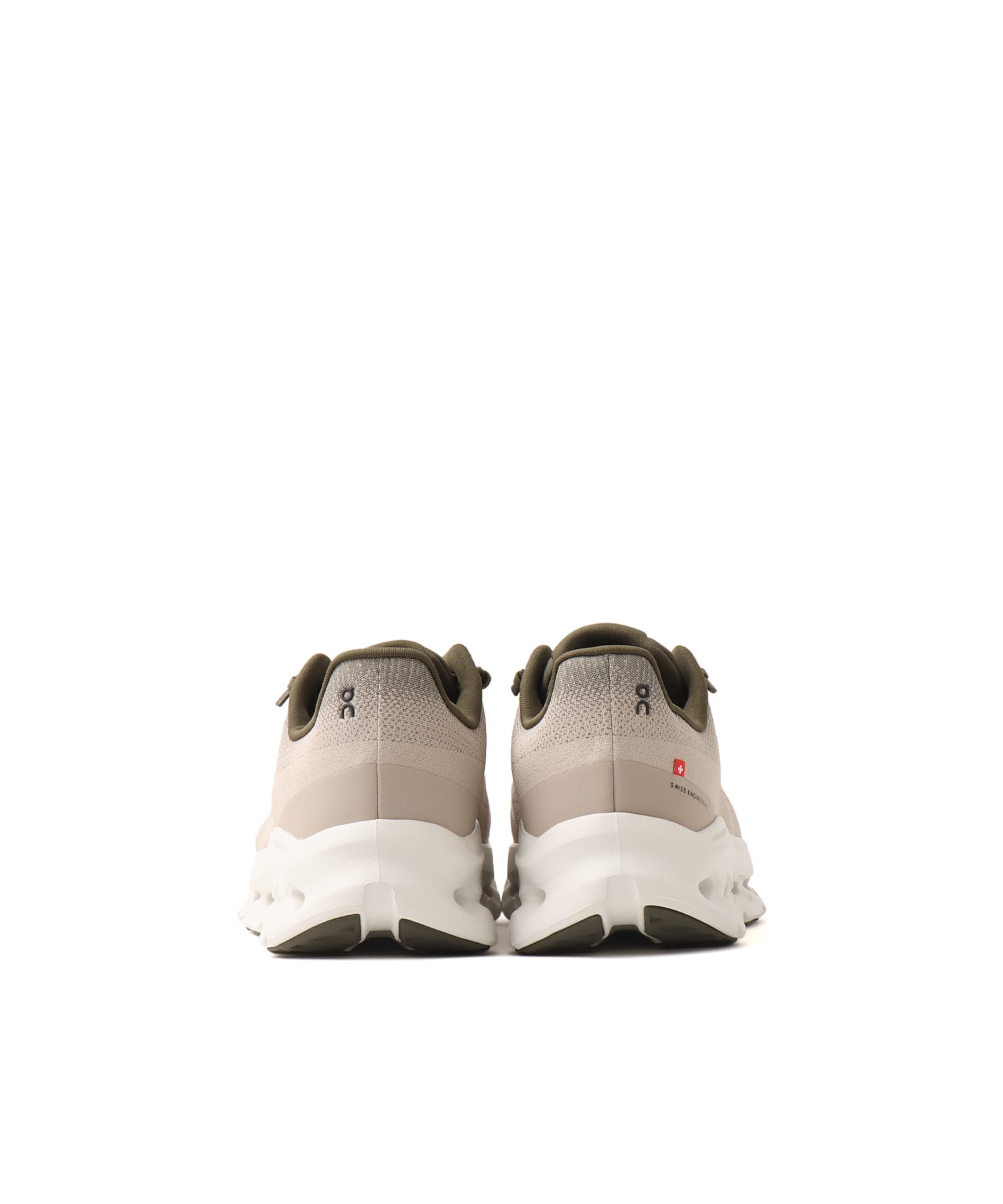 On CLOUDTILT M Olive | Desertの画像