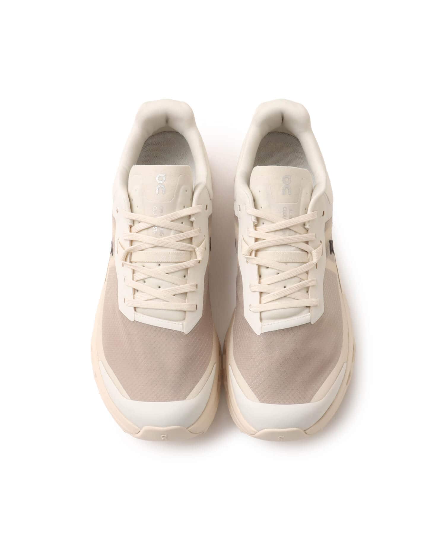 On Cloudvista 2 M Cream | Desertの画像