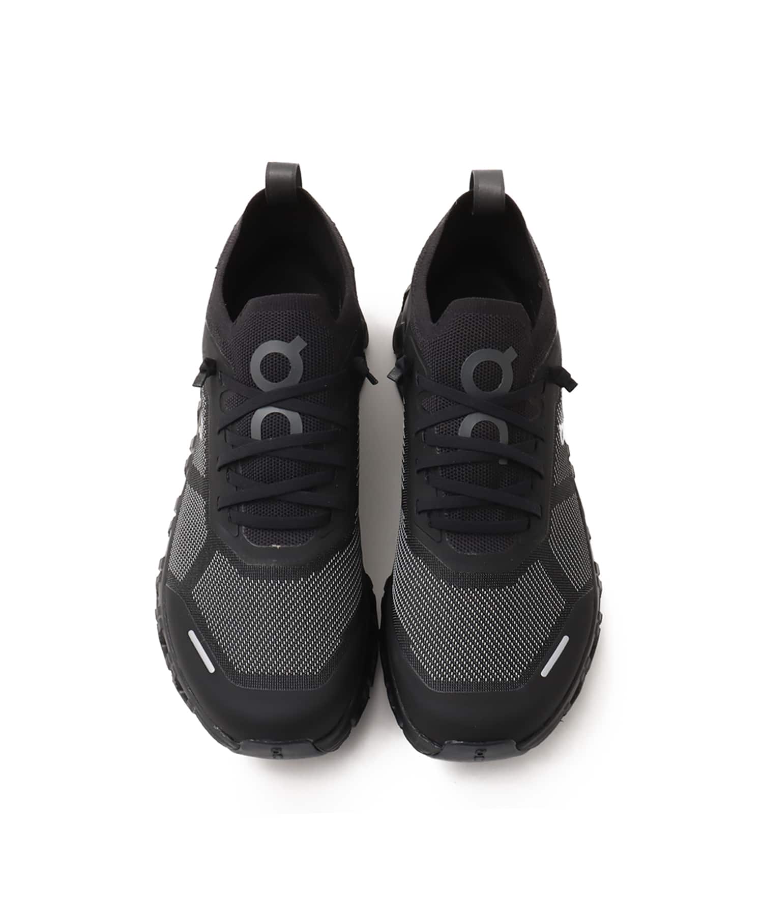 On Cloud 6 Versa M Black | Eclipseの画像