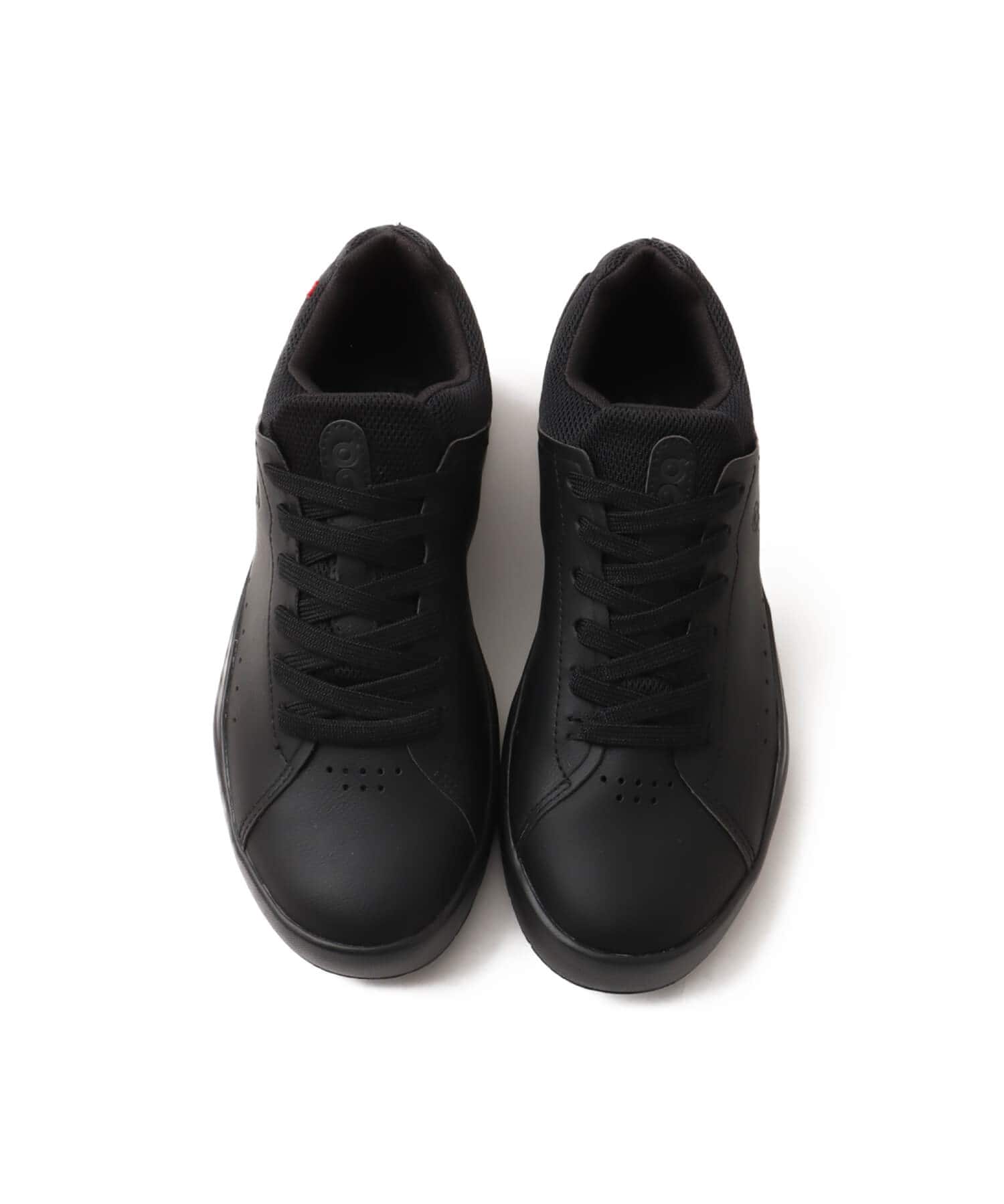 On THE ROGER Advantage 2 W All Blackの画像