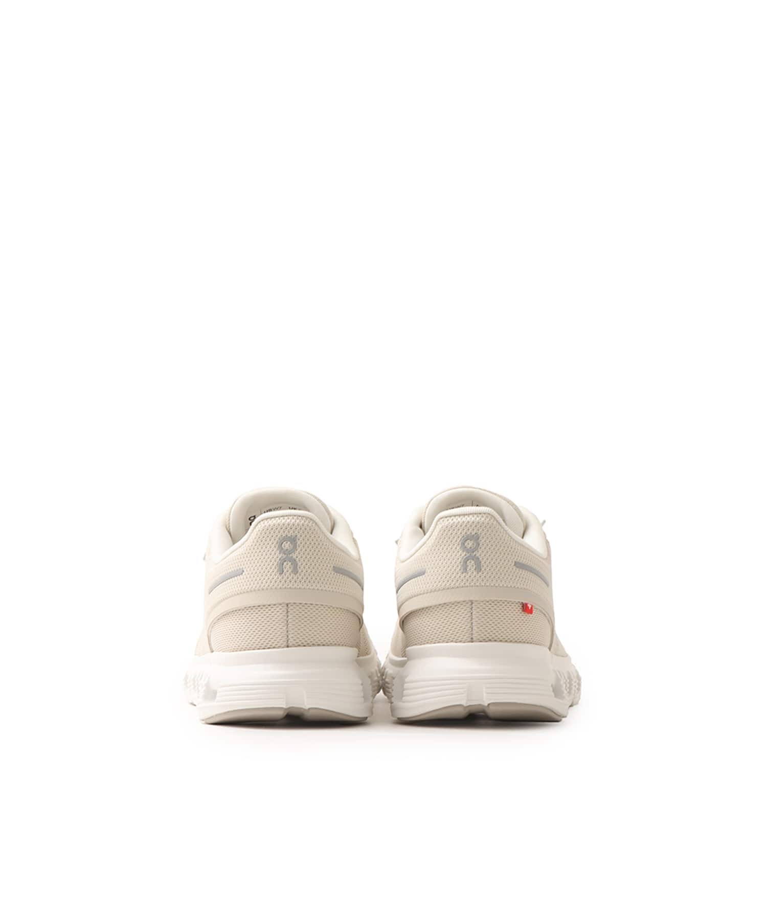 On Cloud 6 W Pearl | Whiteの画像