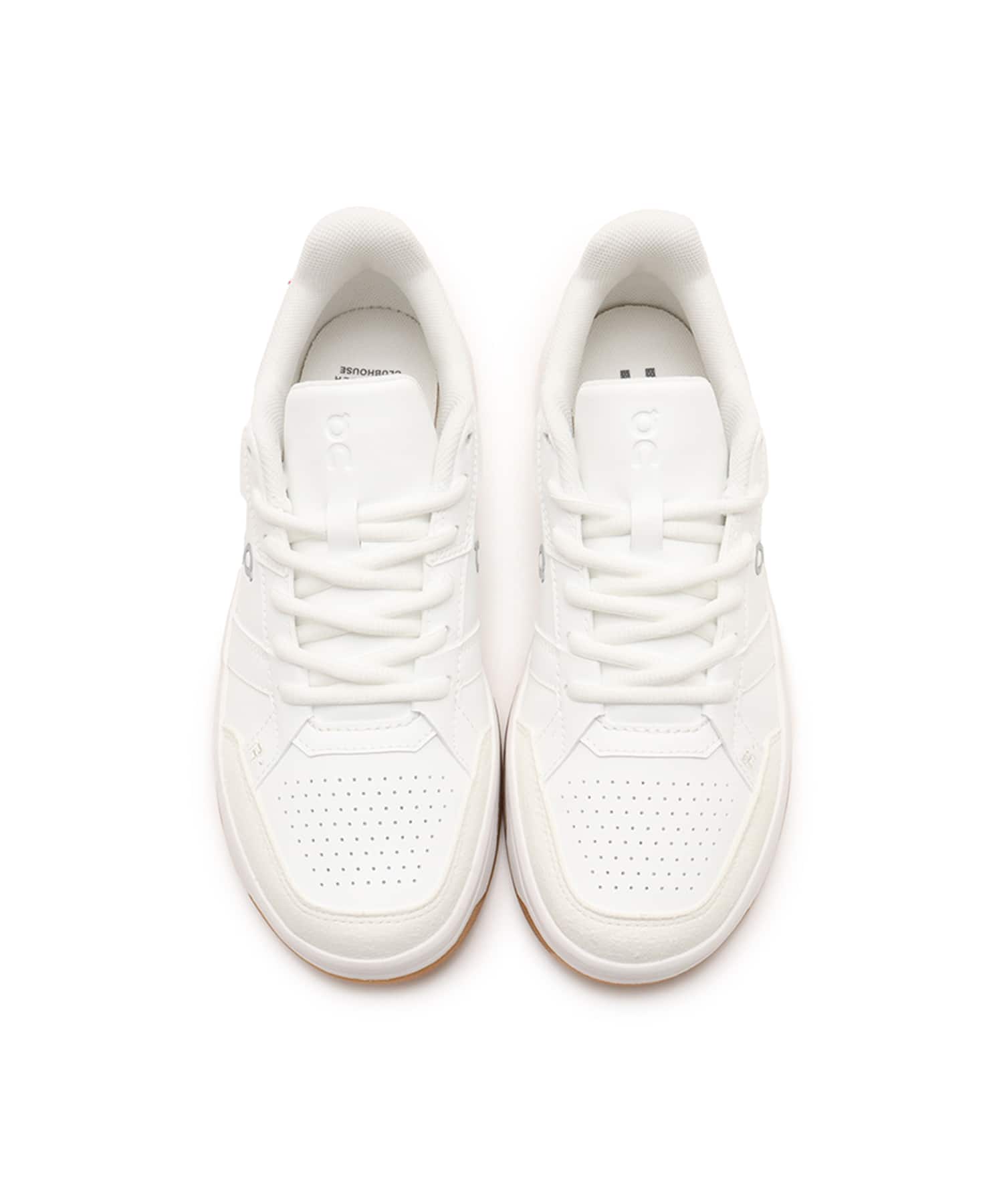 On THE ROGER Clubhouse 3 W White | Ivoryの画像