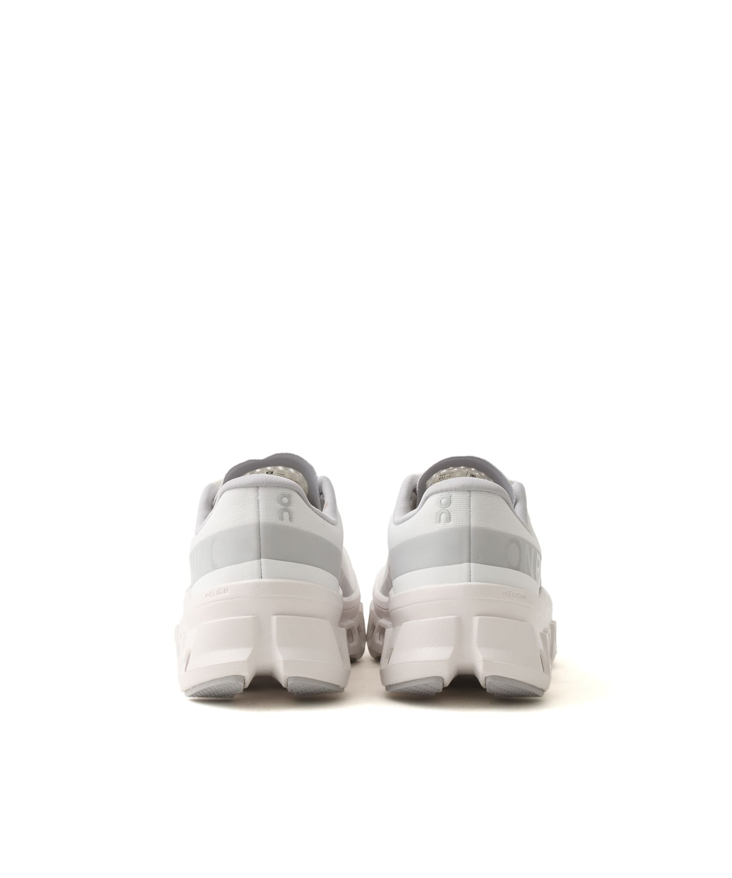 On CLOUDMONSTER 1 W White | Whiteの画像