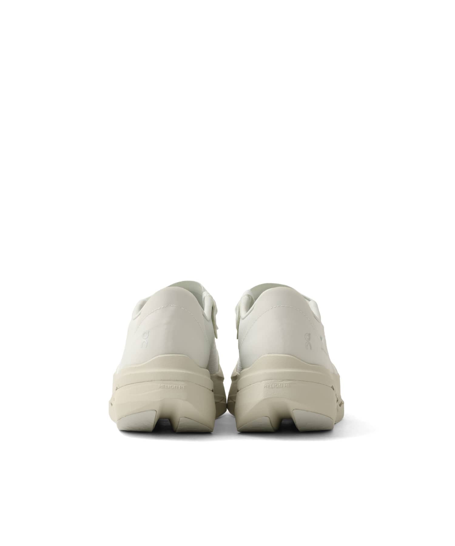 On Cloudboom Volt PAF 1 W White | Galeの画像