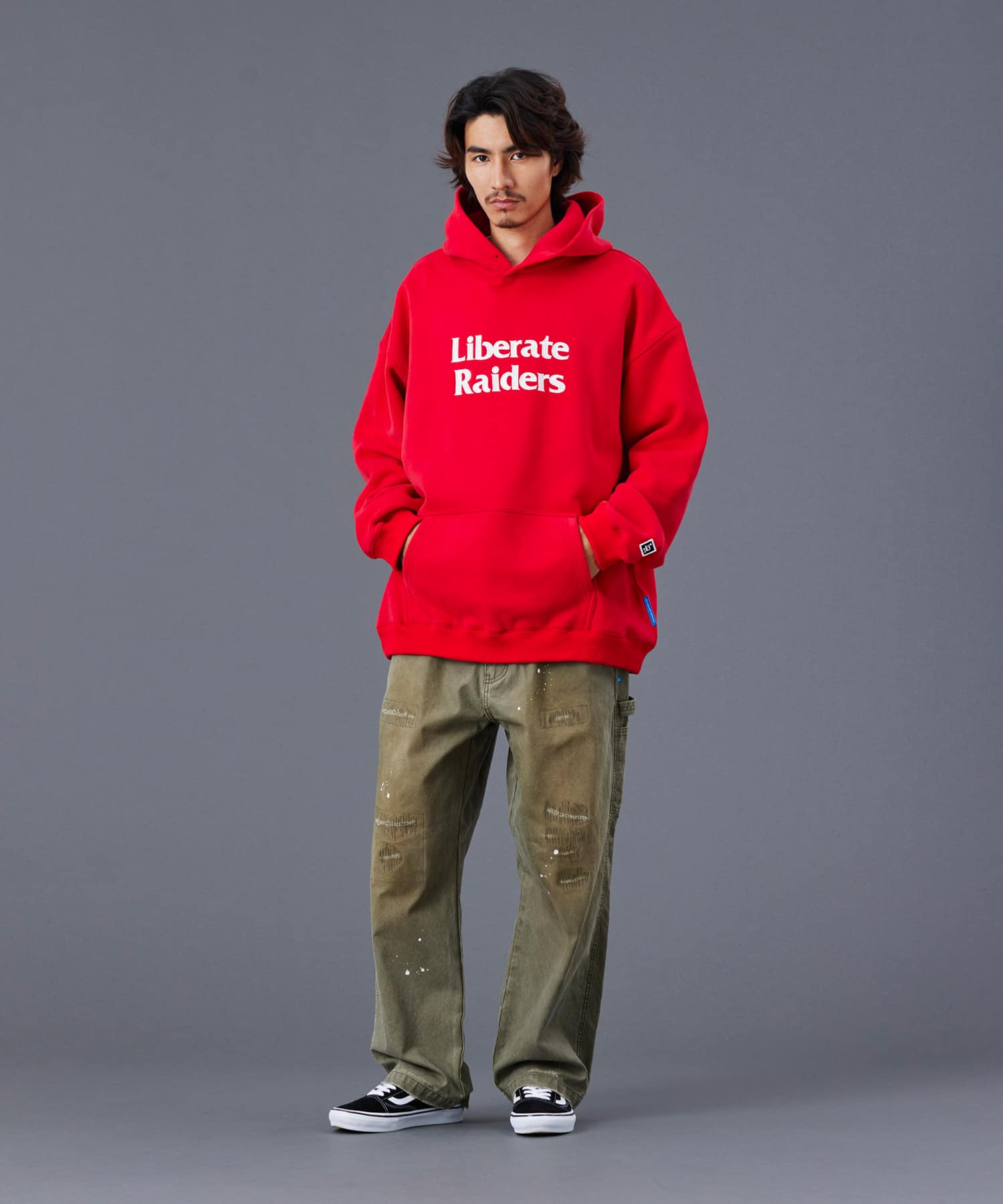 LIBERAIDERS LR EMBROIDERY HOODIE REDの画像