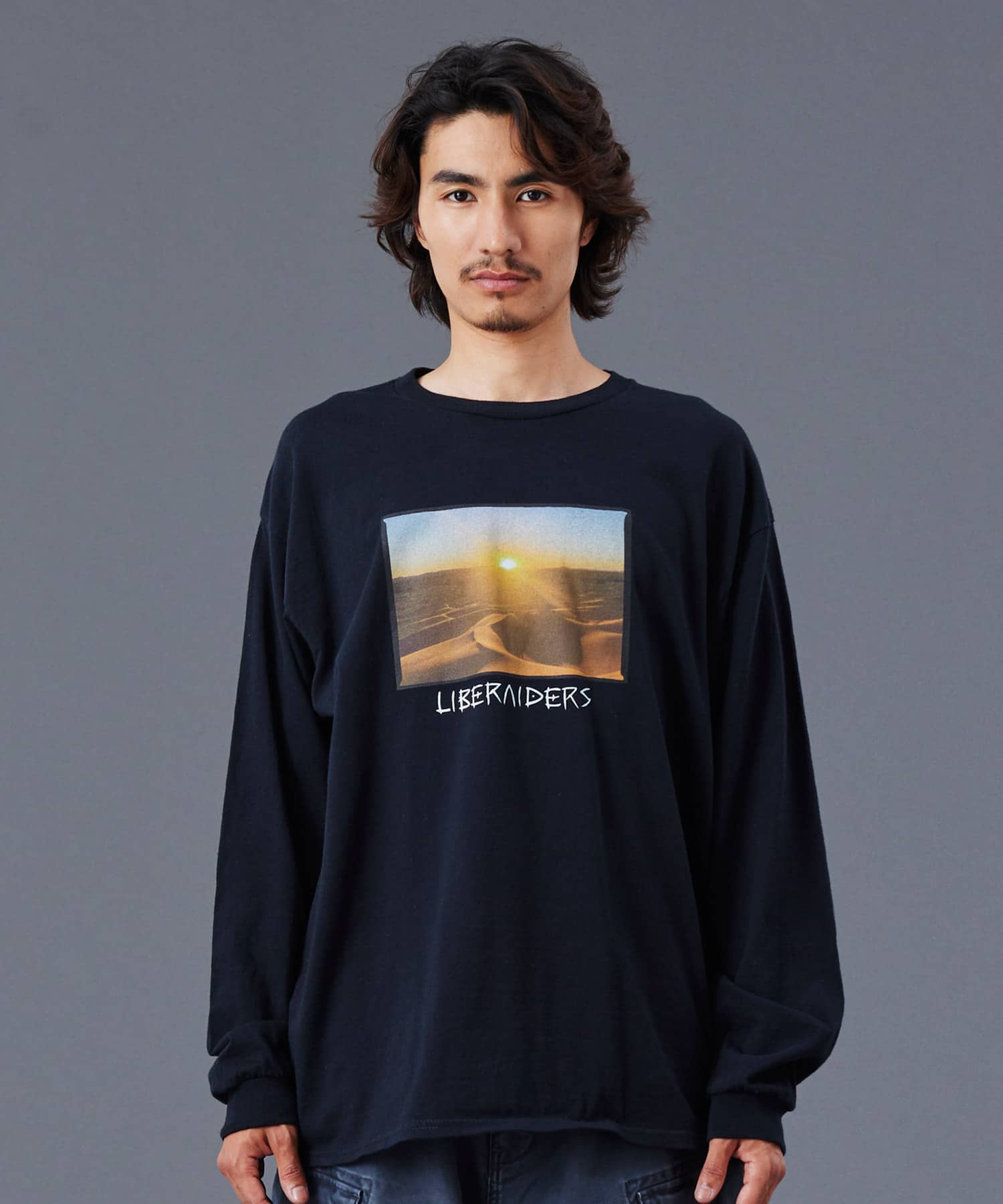 LIBERAIDERS LBRDRS LOGO L/S TEE BLACKの画像