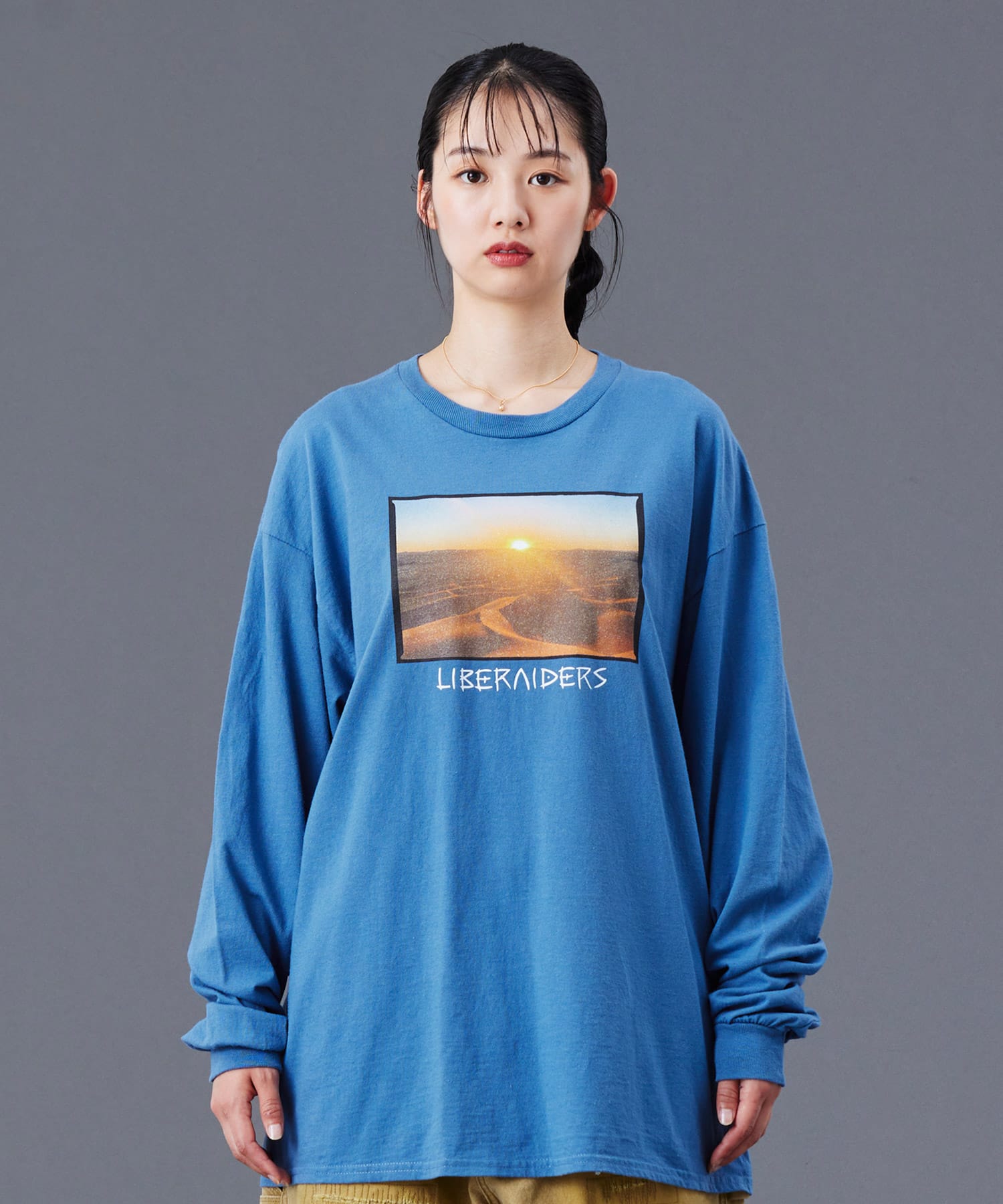 LIBERAIDERS LBRDRS LOGO L/S TEE BLUEの画像