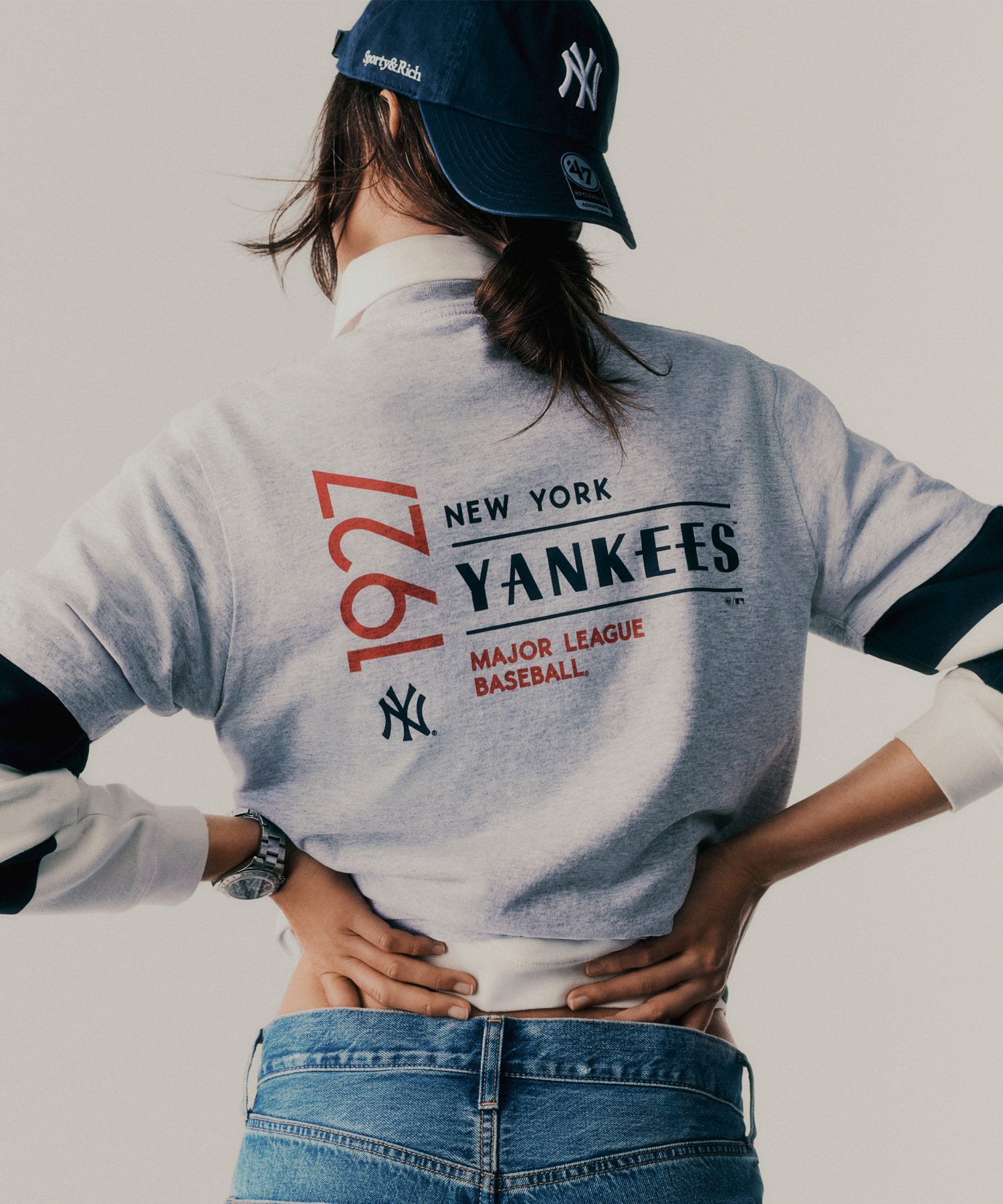 SPORTY＆RICH Yankees Serif Hat Dark Navyの画像
