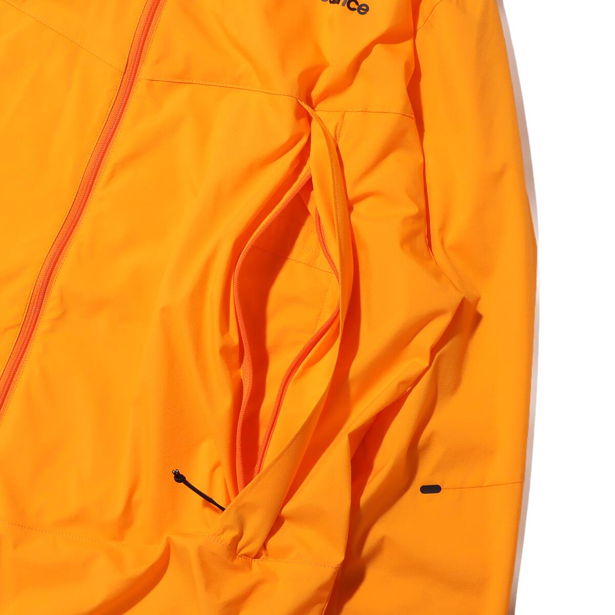 New Balance MET24 Packable Light Jacket マリーゴールド 23FW