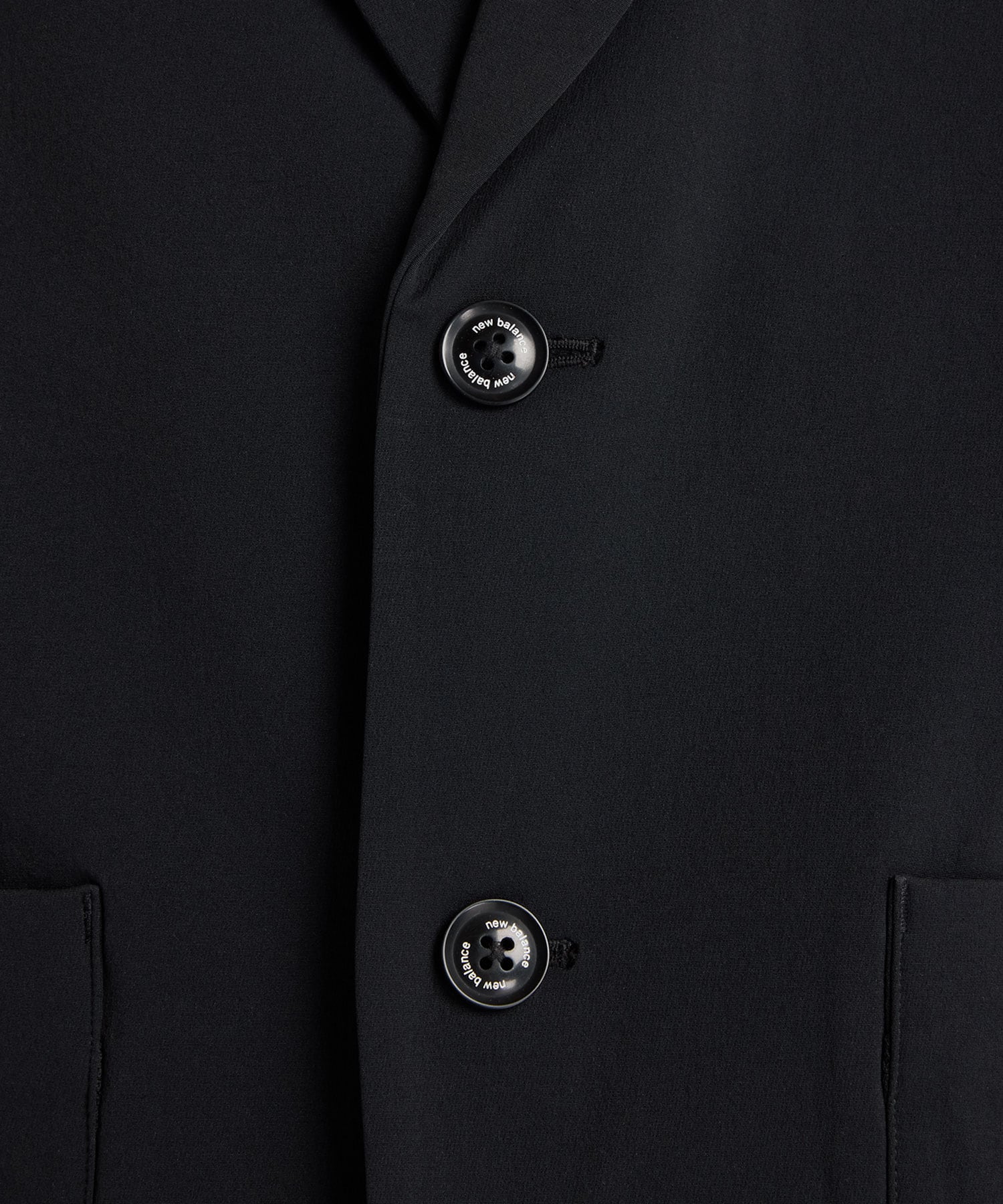 New Balance NB GREY SINGLE JACKET ブラックの画像
