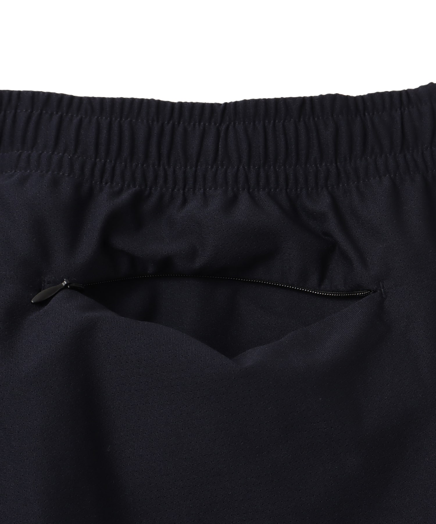 New Balance MET24 Track Pants ネイビーの画像