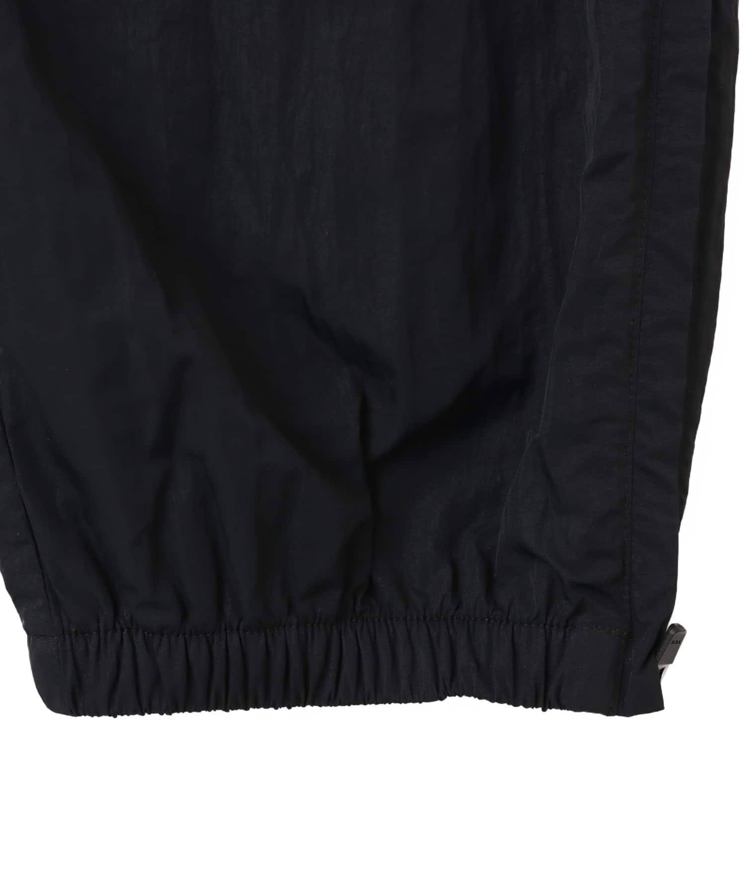 New Balance WIND PANTS ブラックの画像