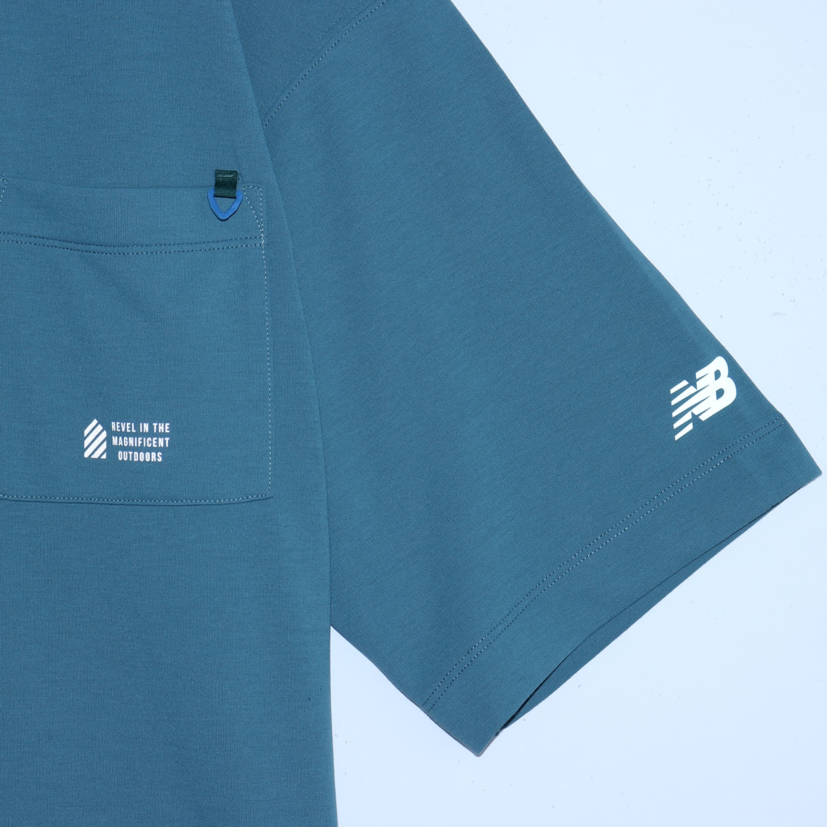 New Balance Oversized S/S Base T Shirt ニュースプルースの画像