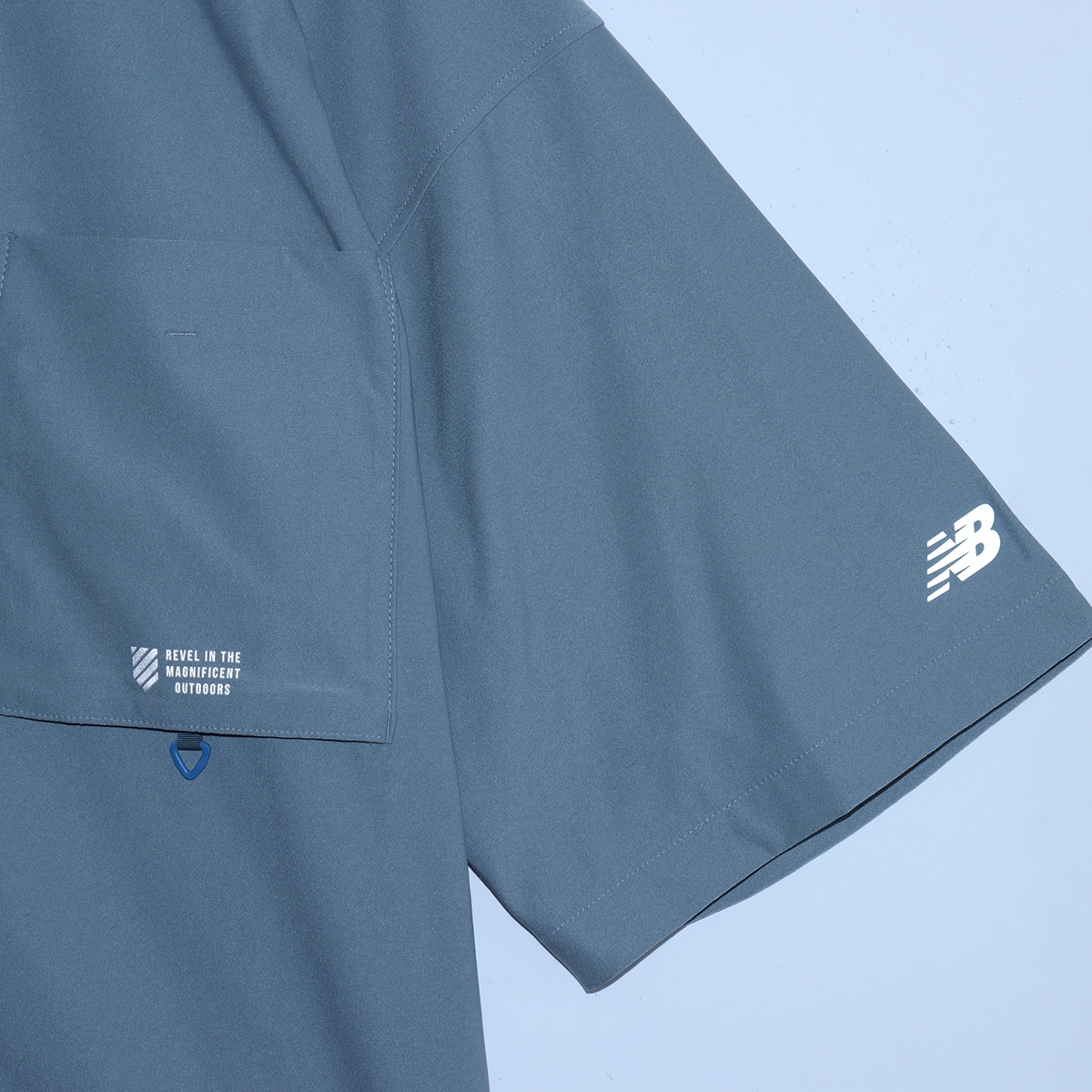 New Balance Oversized S/S Sunshield Shirt スレートグレーの画像