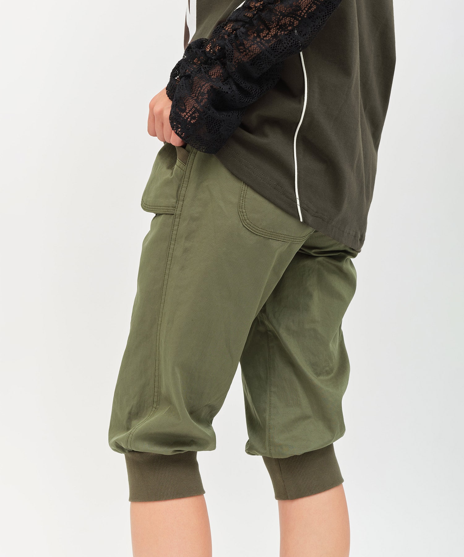 atmos pink Military Capri Pants  KHAKIの画像