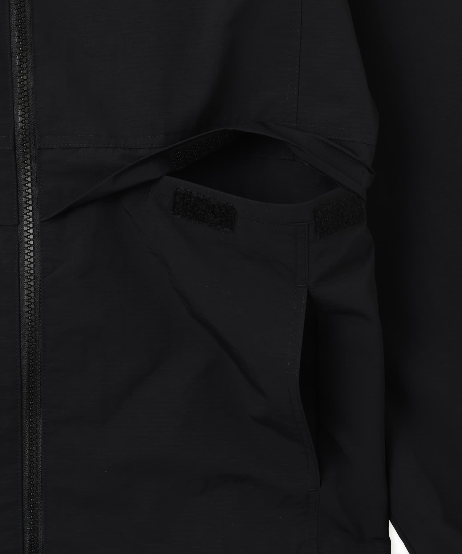 UMBRO x atmos pink Nylon Stand Jacket BLACKの画像