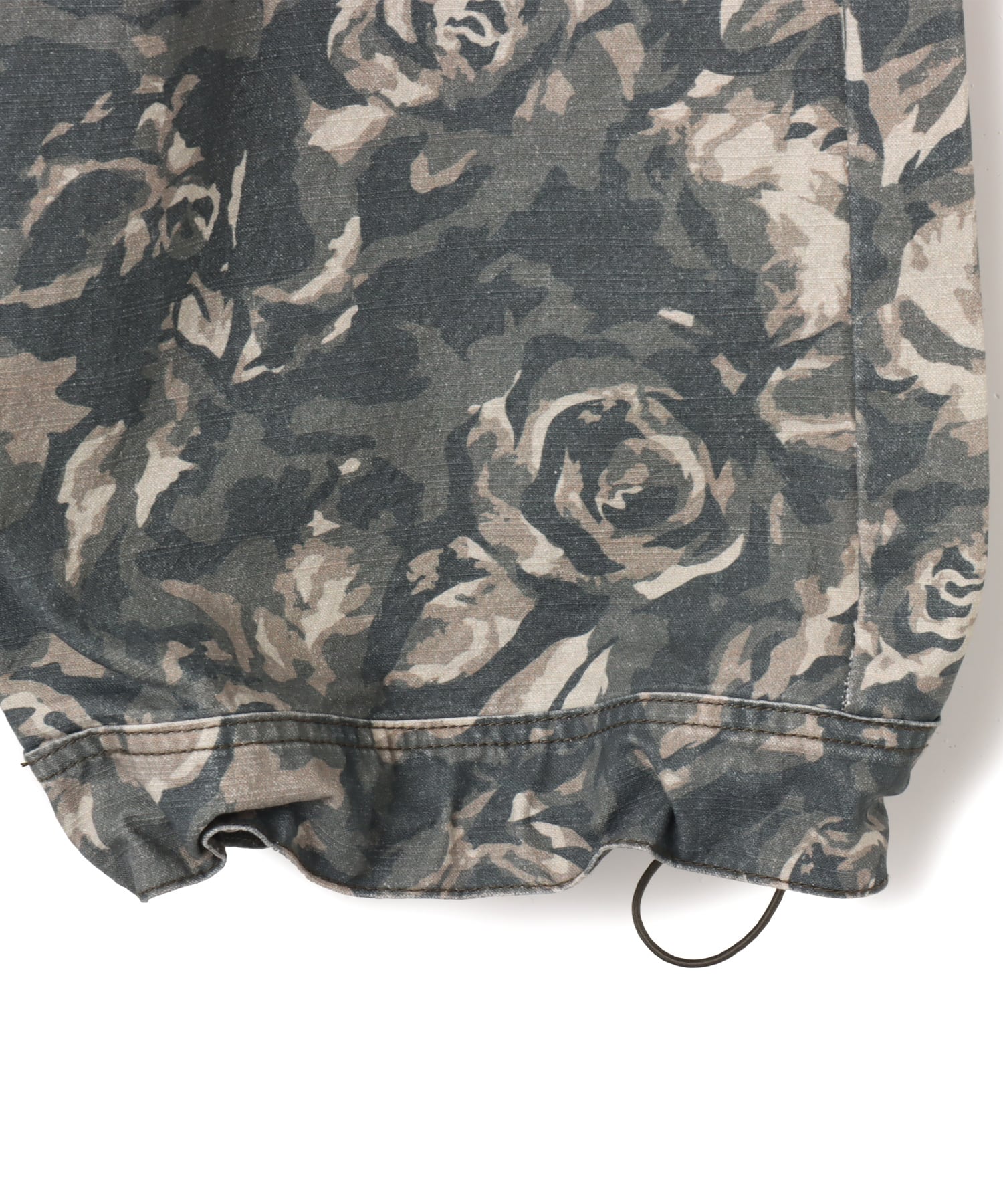 atmos pink Rose Camouflage Cargo Pants KHAKIの画像