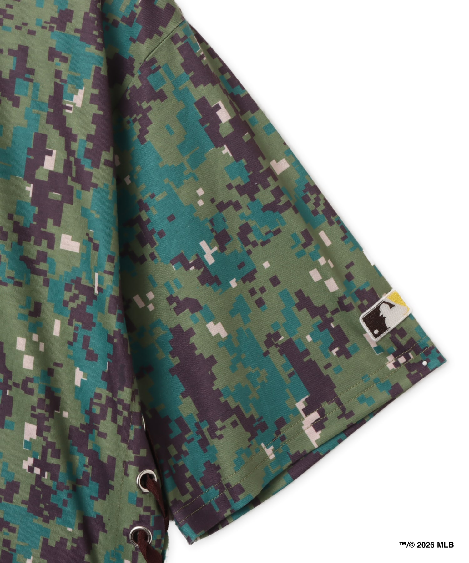 atmos pink x MLB Lace-up T-shirt CAMOUFLAGEの画像