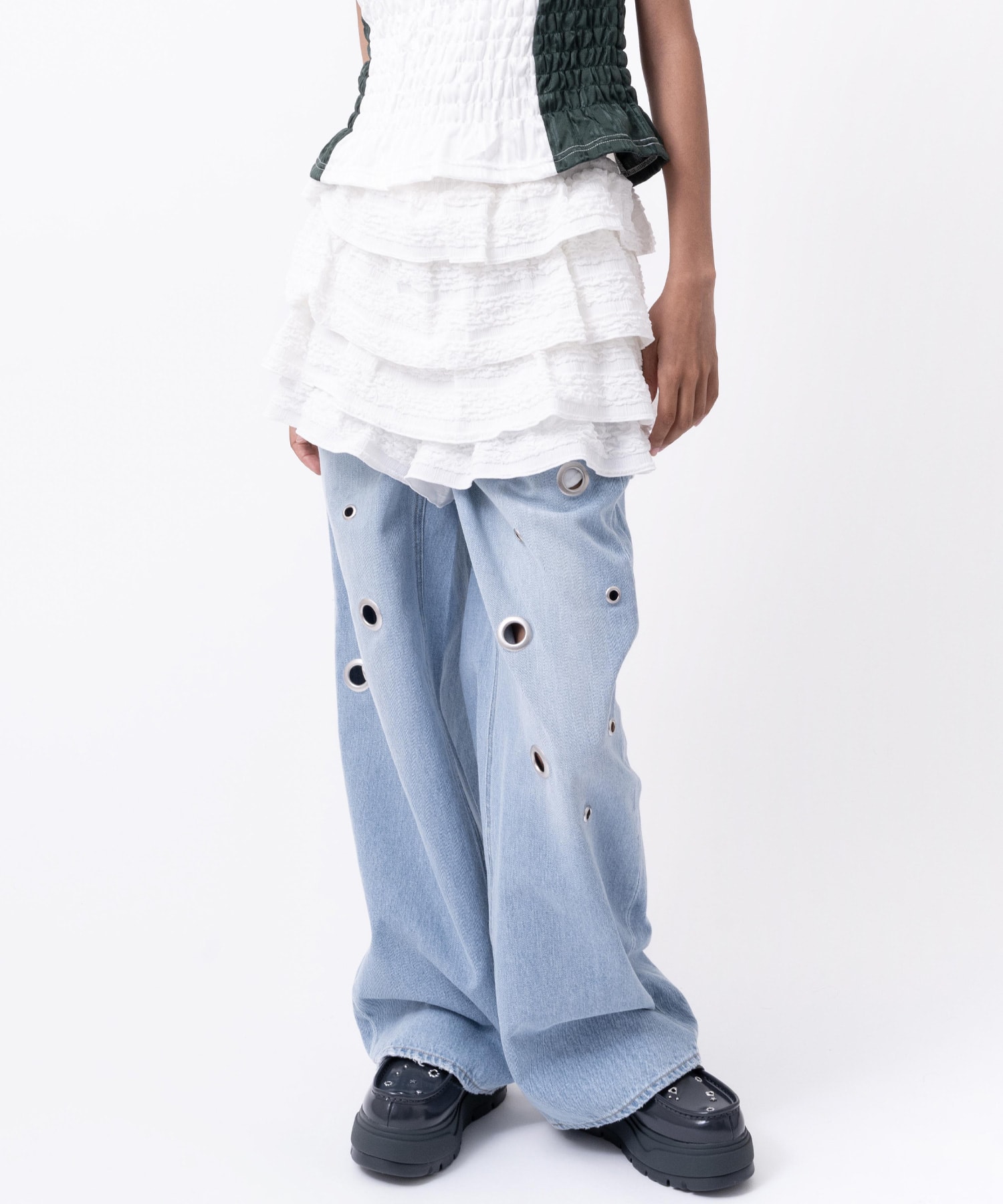 atmos pink Tiered Short Pants WHITEの画像