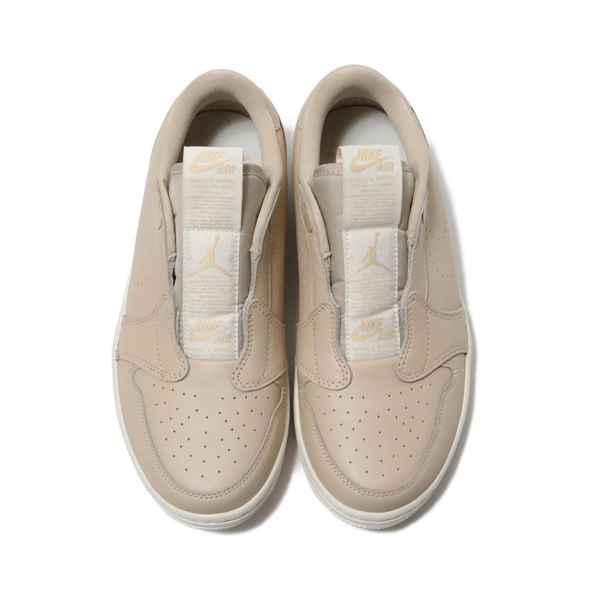 JORDAN BRAND WMNS AIR JORDAN 1 RET LOW SLIP DESERT ORE/LIGHT CREAM 19SP-Iの画像