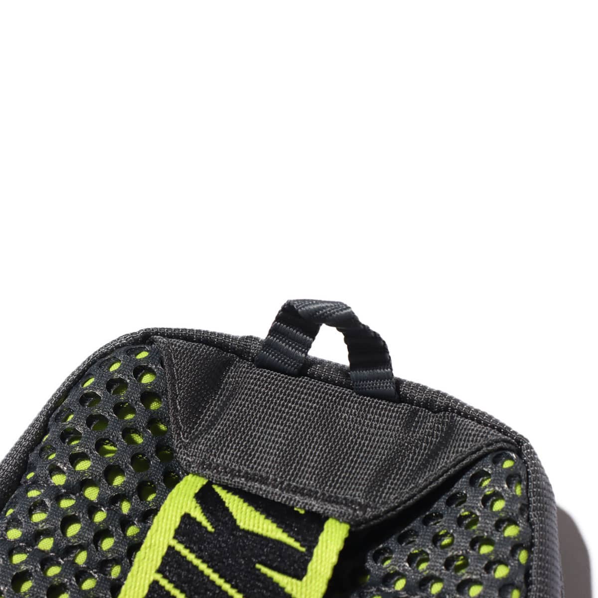 NIKE NK SPRTSWR ESSENTIALS S HIP P IRON GREY/BLACK/CYBER 21SP-Iの画像