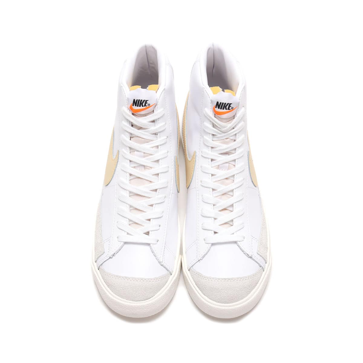 NIKE W BLAZER MID '77 WHITE/CANVAS-WHITE-HYPER CRIMSON 20FA-I