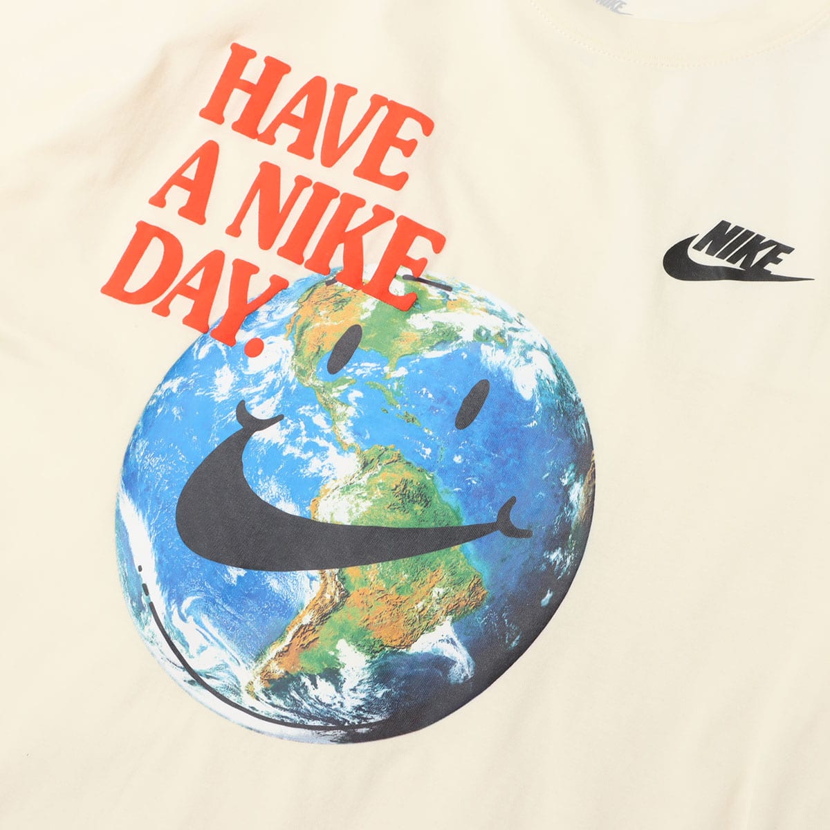 NIKE AS M NSW ESS+ STMT 1 TEE COCONUT MILK 22SU-Iの画像