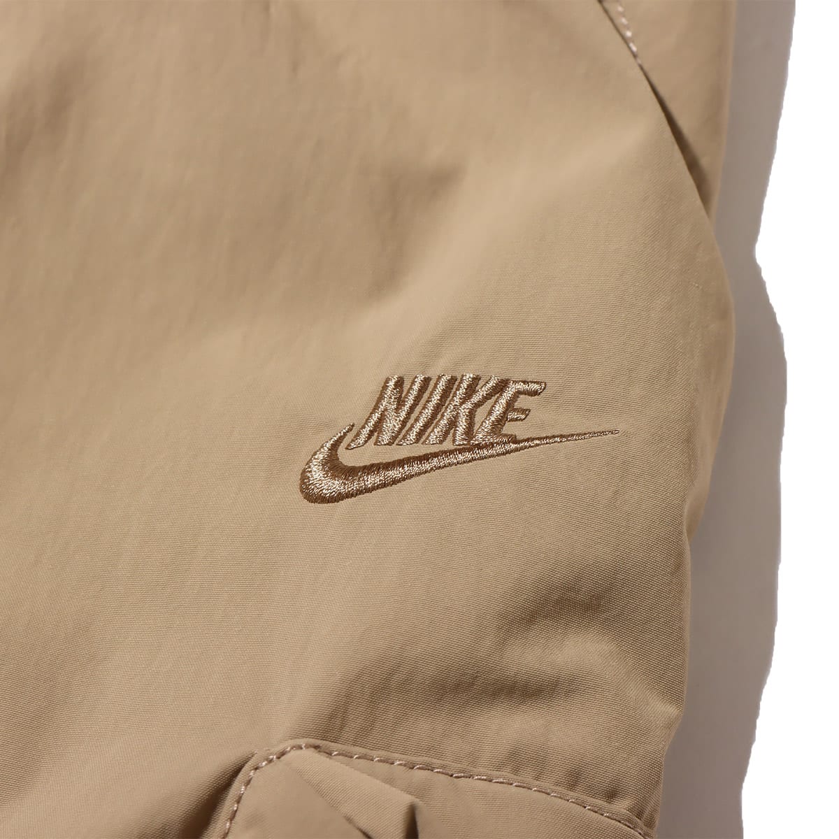 NIKE AS M NSW TP WVN SHORT UTILITY KHAKI/KHAKI/FLAT PEWTER