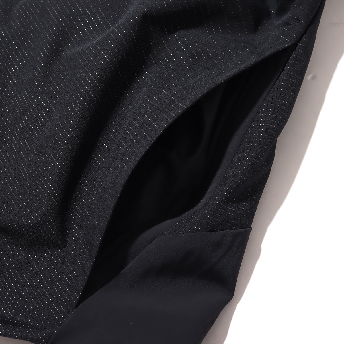 DESCENTE i1/S.I.O×SCHEMATECH ISOLATION BOA INSULATED JACKET BLACK 21FW-Iの画像