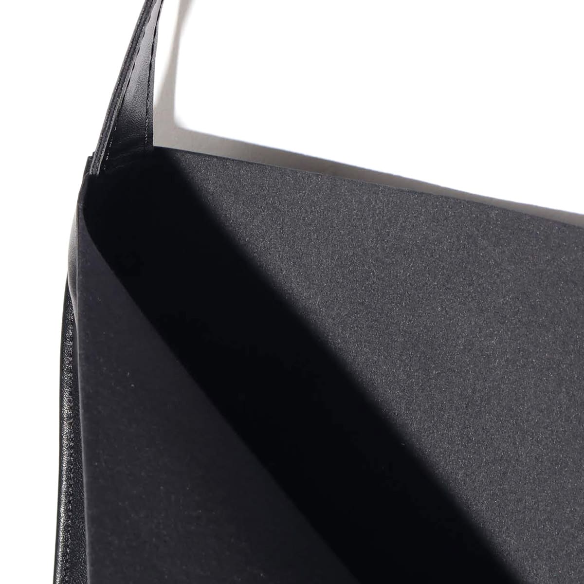 Fone フェイクレザー ワンショルダー バッグ  2色展開 18SP-Iの画像