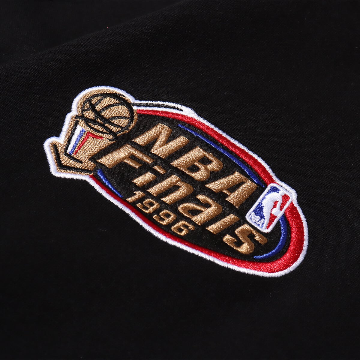 Mitchell & Ness TEAM FIRST SATIN FLEECE CREW CBU BLACK 23FW-Iの画像