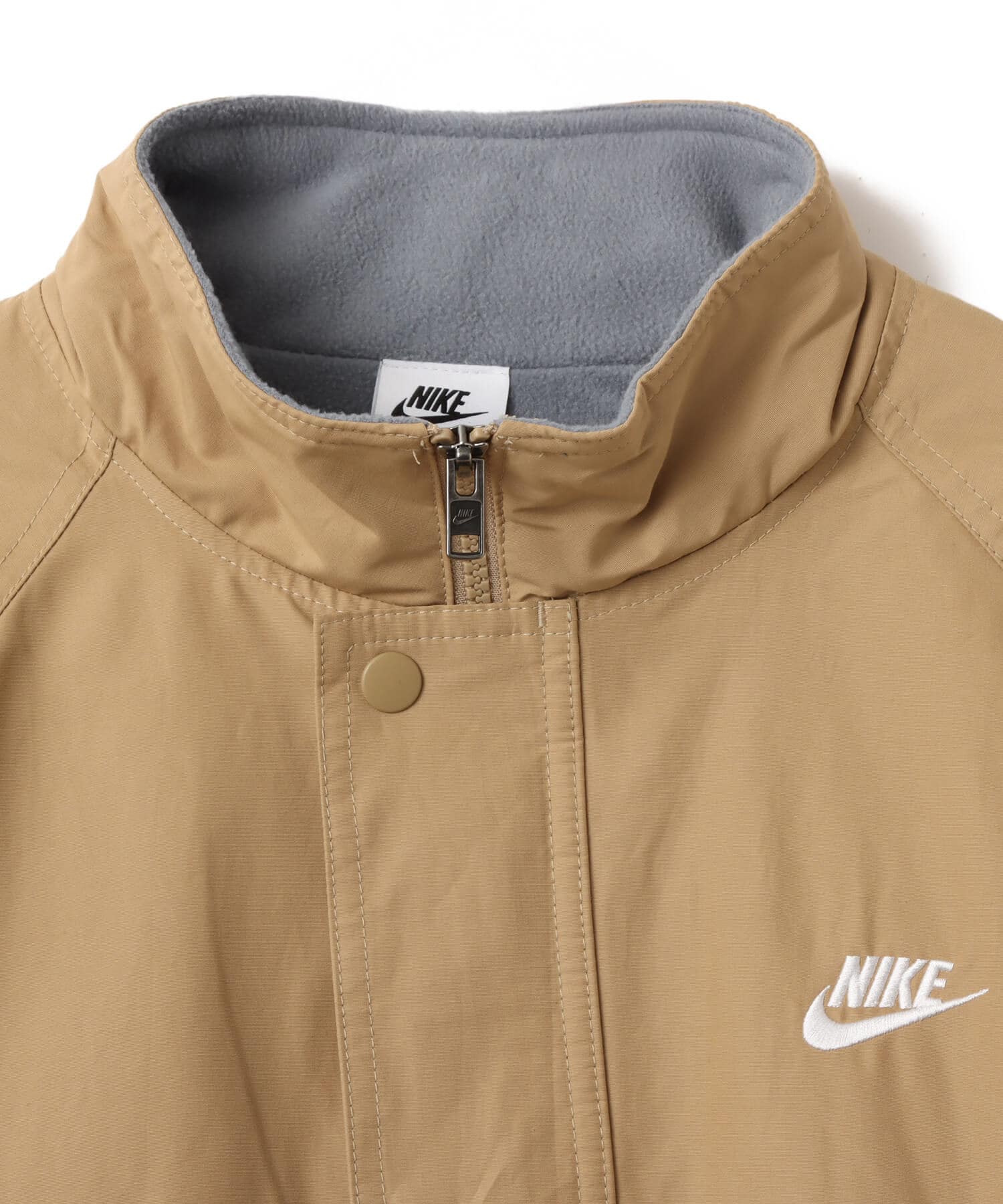 NIKE AS M NK CLUB FUTURA  JKT PARACHUTE BEIGE/WHITEの画像