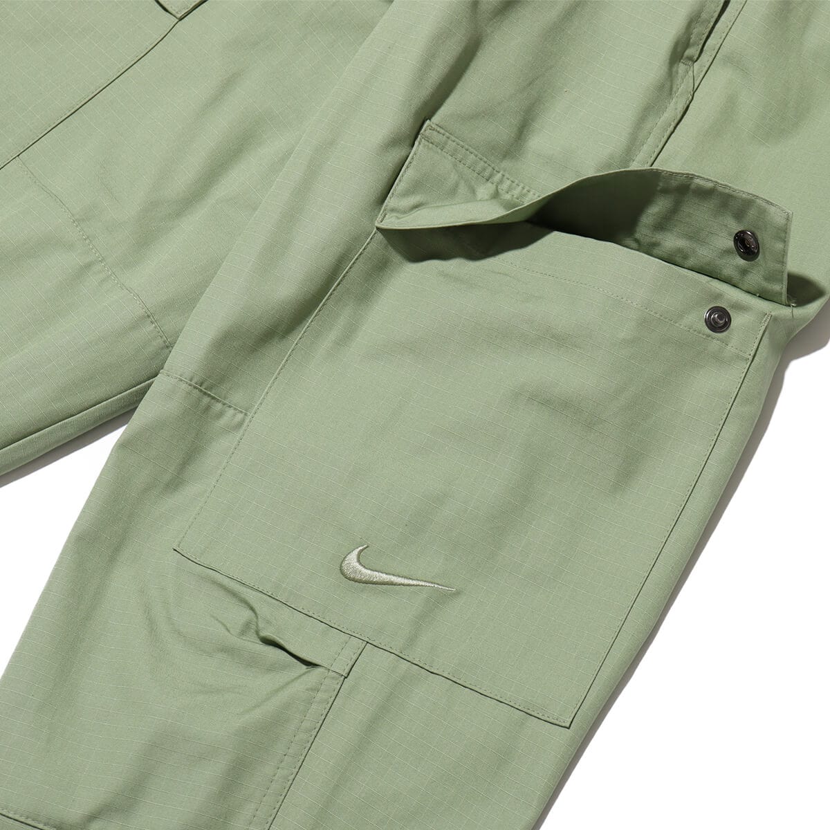 NIKE AS M NK CARGO WVN PANT NCPS OIL GREEN/SAIL/OIL GREEN |atmos（アトモス）  公式オンラインストア