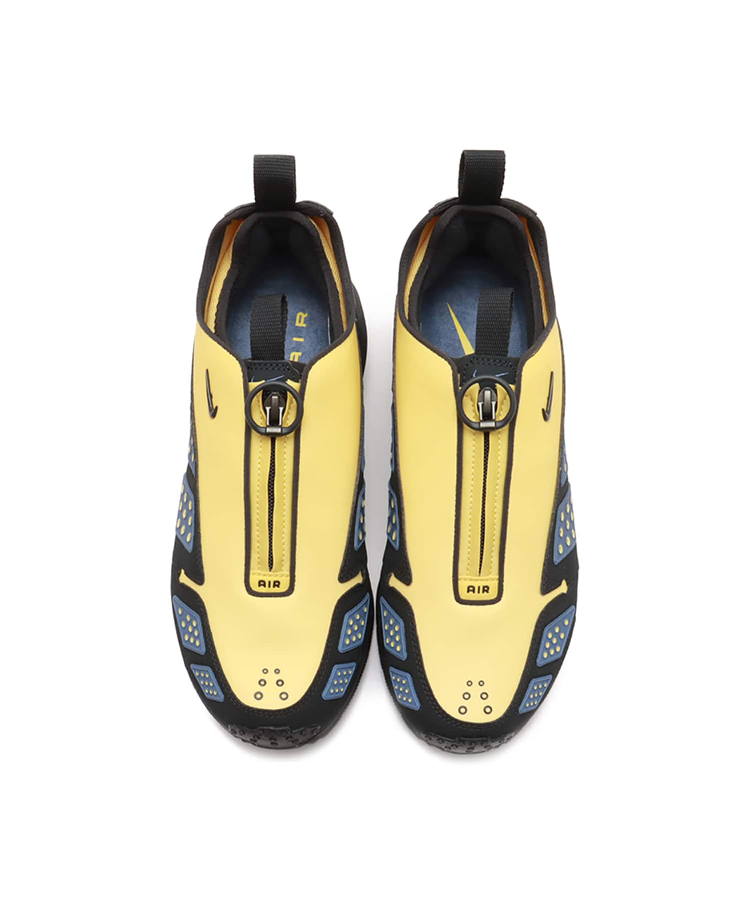 NIKE W AIR MAX SNDR SATURN GOLD/OFF NOIR-DIFFUSED BLUE-BLACKの画像