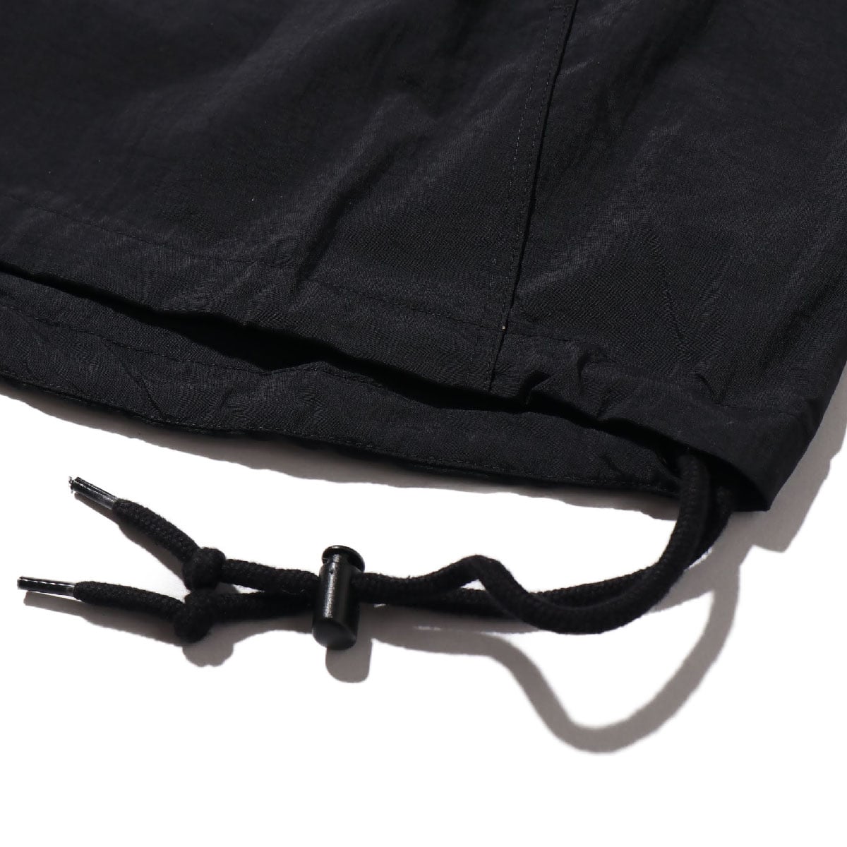 Mitchell & Ness HALF ZIP ANORAK BLK REFLECTIVE/ LOS ANGELES LAKERS BLACK 19FW-Iの画像