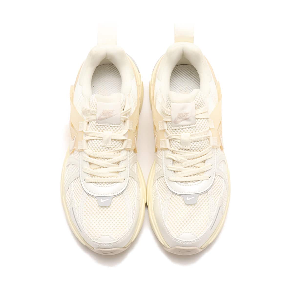 NIKE W V2K RUN PALE IVORY/PALE IVORY-COCONUT MILK の画像