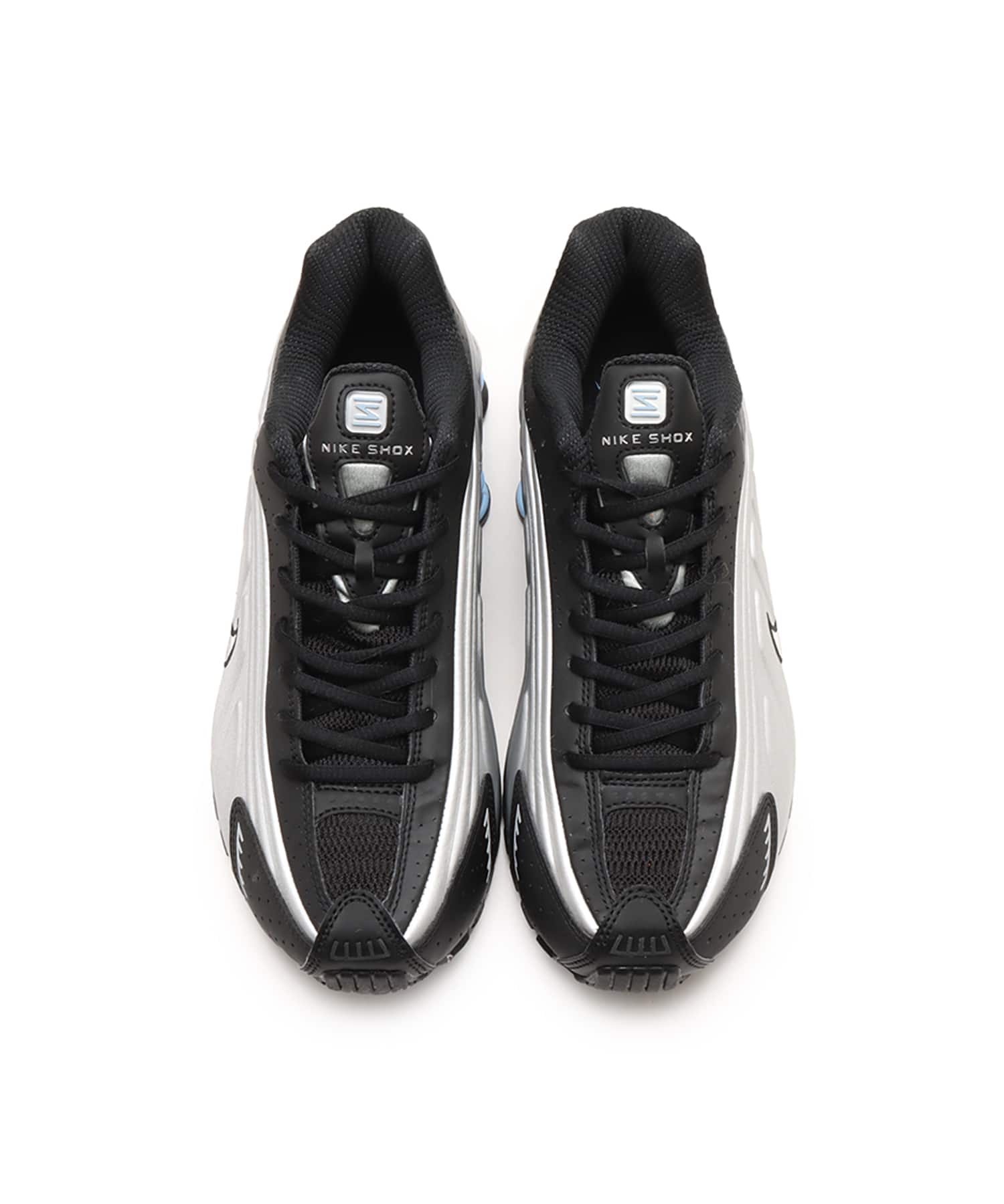 NIKE SHOX R4 METALLIC SILVER/METALLIC SILVER-BLACKの画像