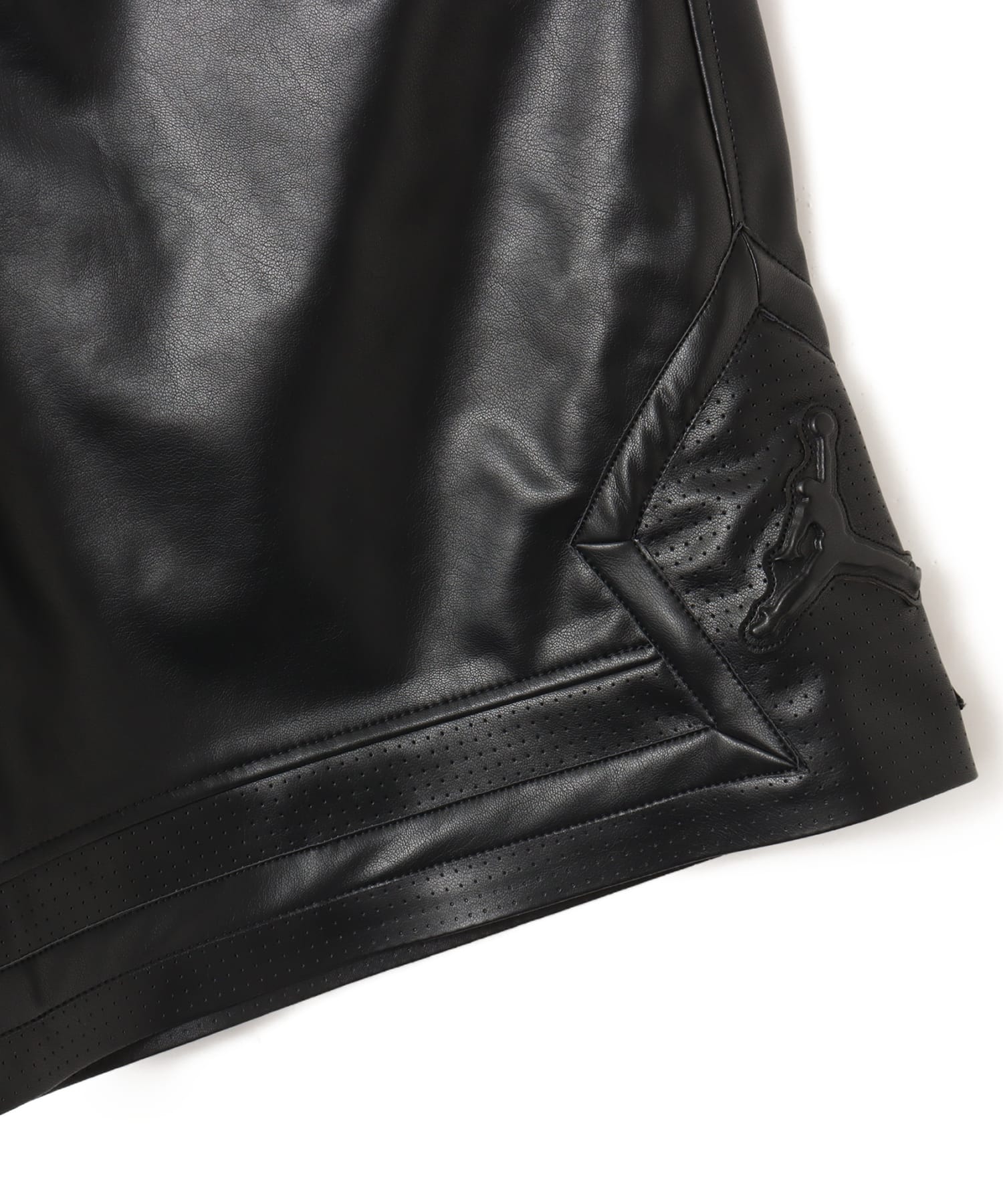 JORDAN BRAND M J AIR JDN VGN LTHR SHORT BLACKの画像