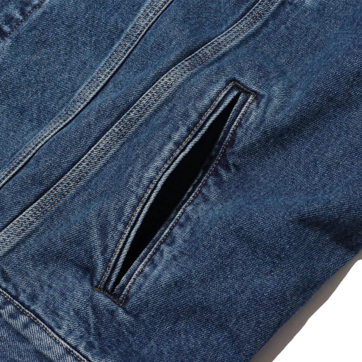 CARHARTT HELSTON JACKET Blue cloud stoneの画像