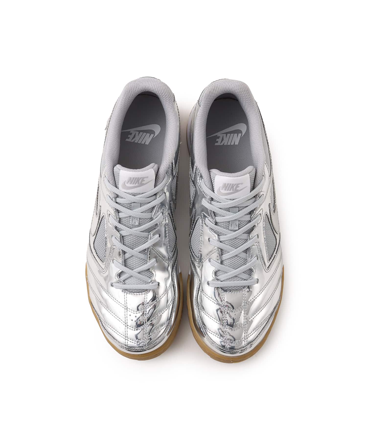 NIKE GATO LV8 METALLIC SILVER/METALLIC SILVER-WHITEの画像