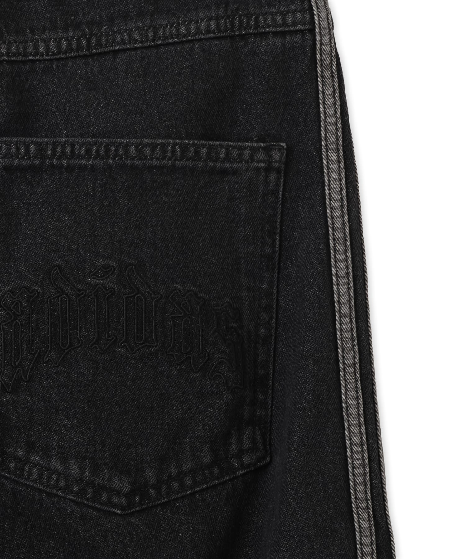 adidas SST DENIM TRACK PANTS トゥルーブラックデニムの画像