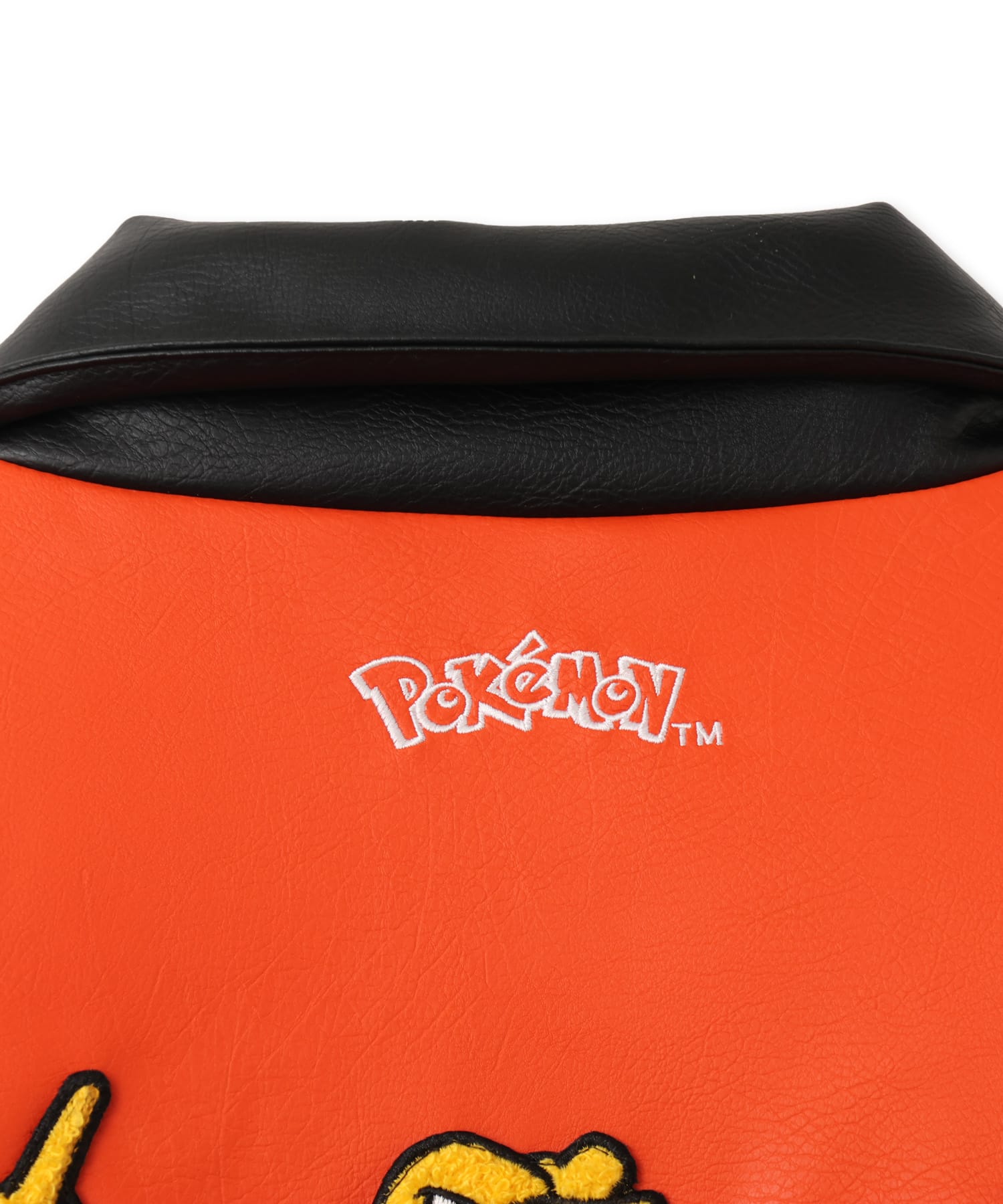 adidas POKEMON 8BALL JACKET ブラック/カレッジオレンジの画像