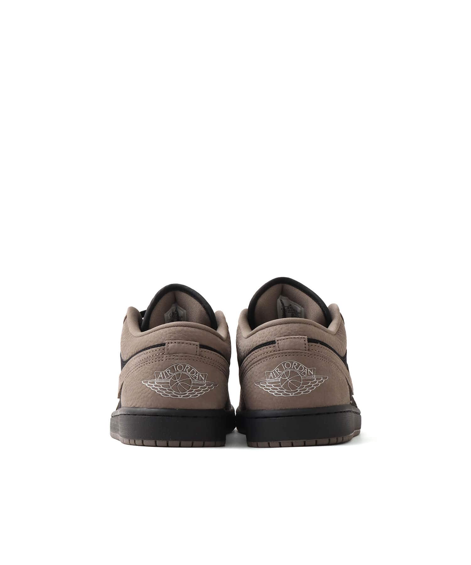 JORDAN BRAND AIR JORDAN 1 LOW SE BLACK/OLIVE GREY-LT WILD MANGOの画像