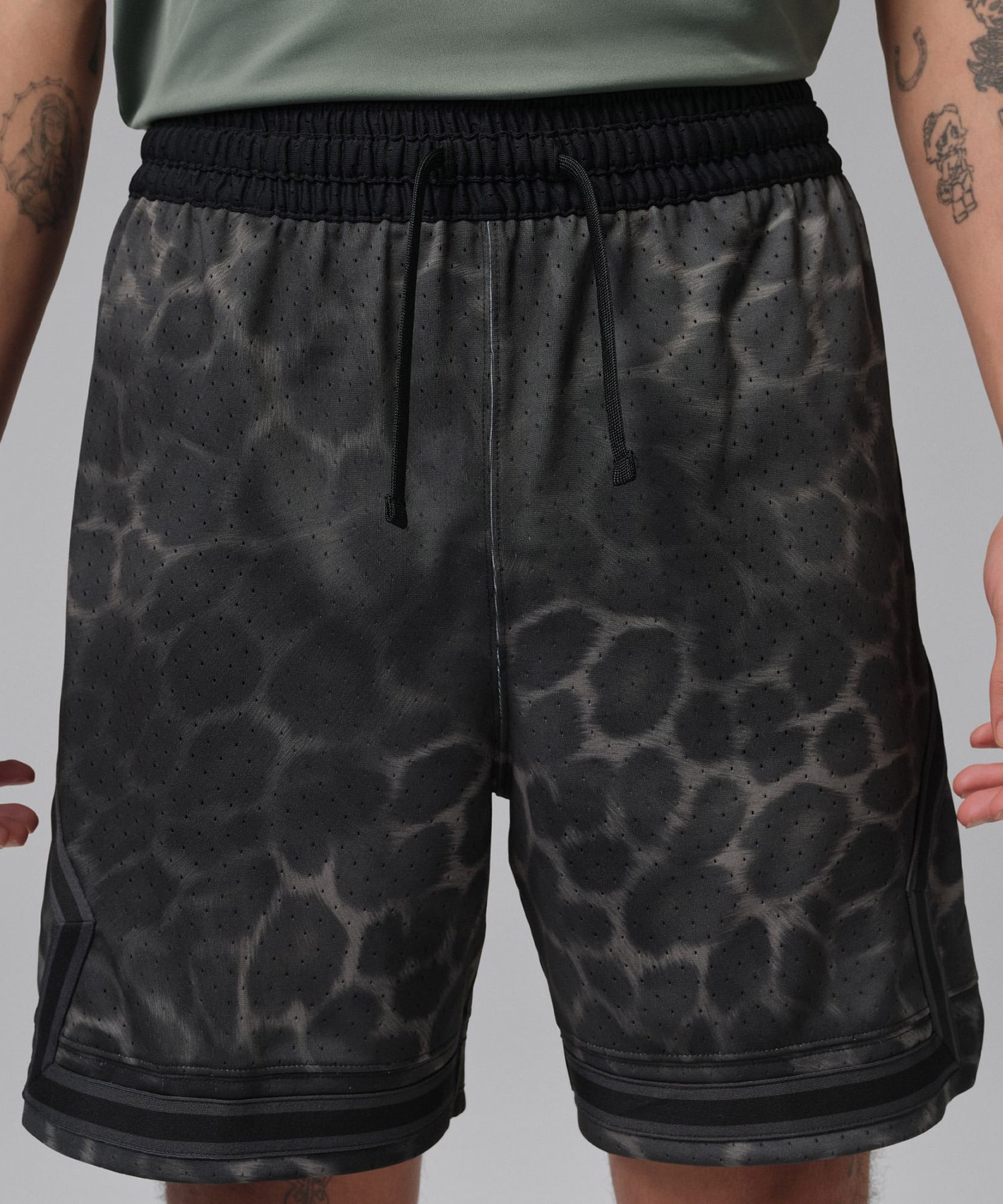 JORDAN BRAND M J DF SPT AOP DMND SHORT BLACKの画像