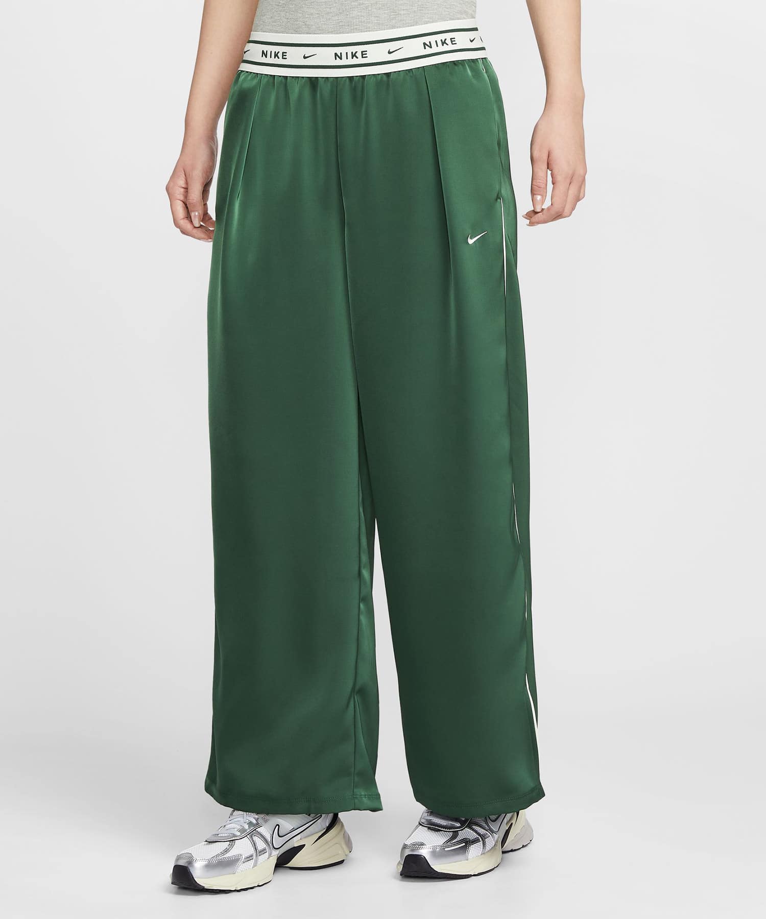 NIKE AS W NSW OFFLN WVN STN PANT GREENの画像