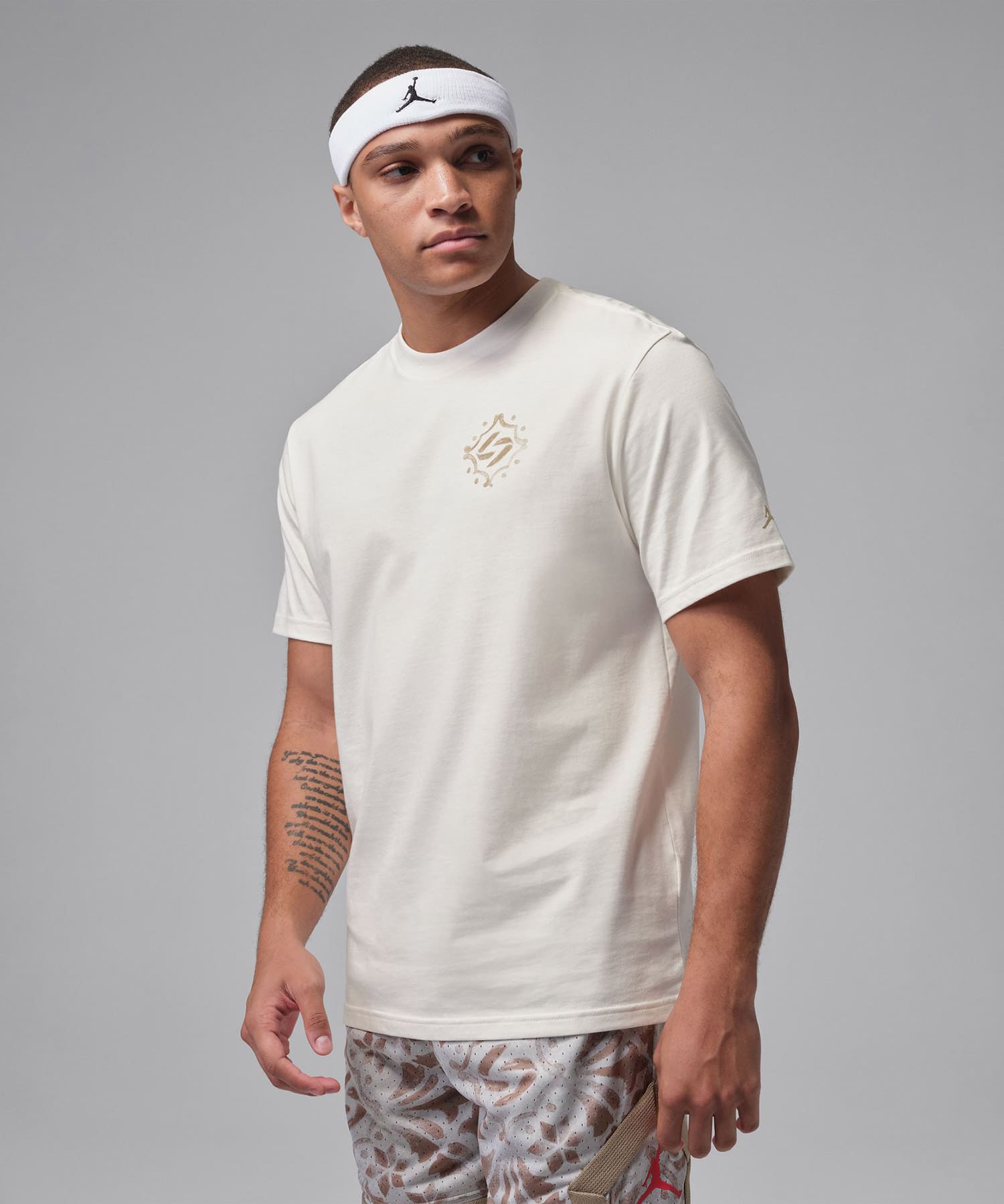 JORDAN BRAND M J SPT SS CREW Luka Doncic IVORYの画像